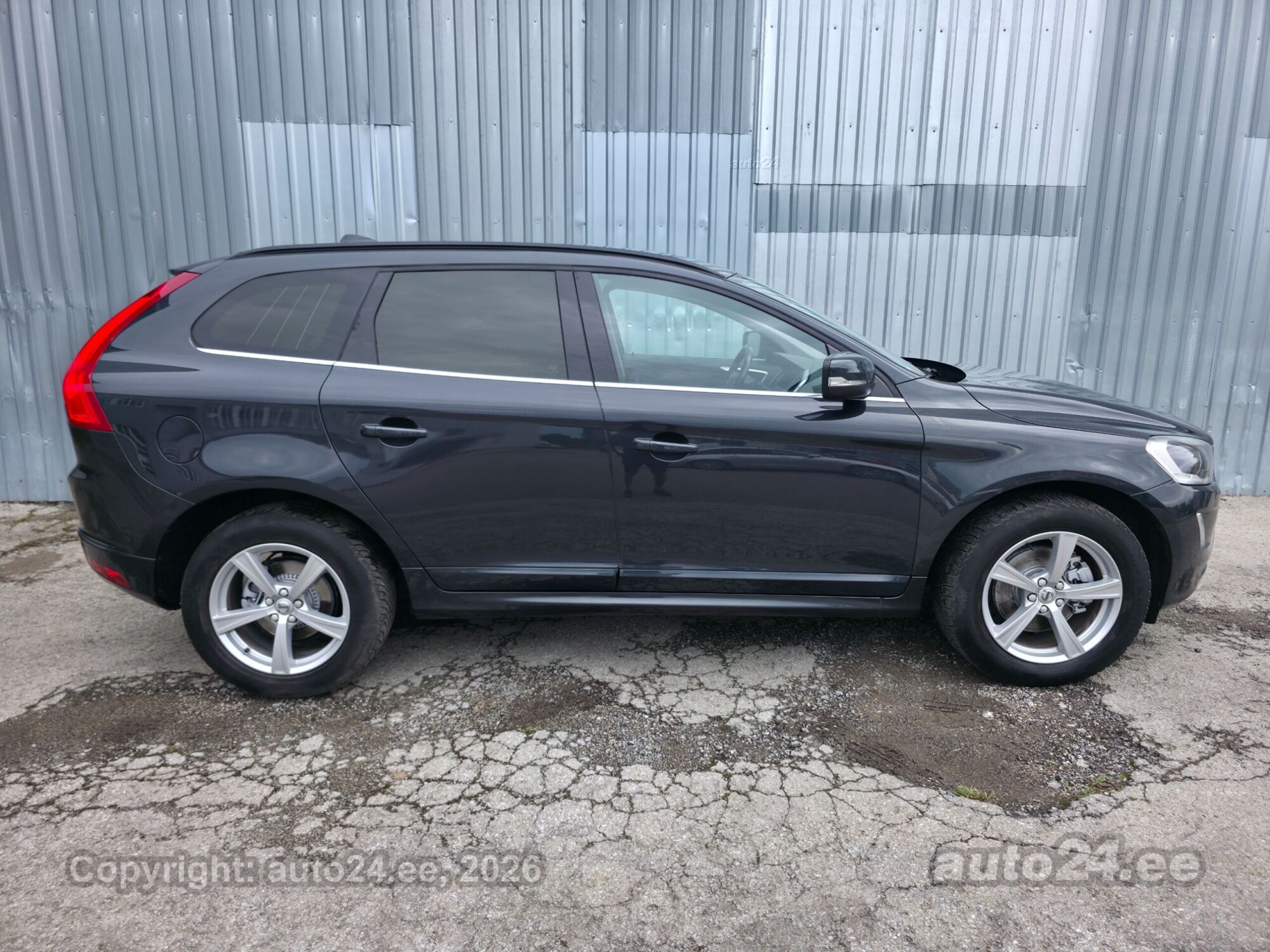 Volvo XC60 2015, kuva 6/10