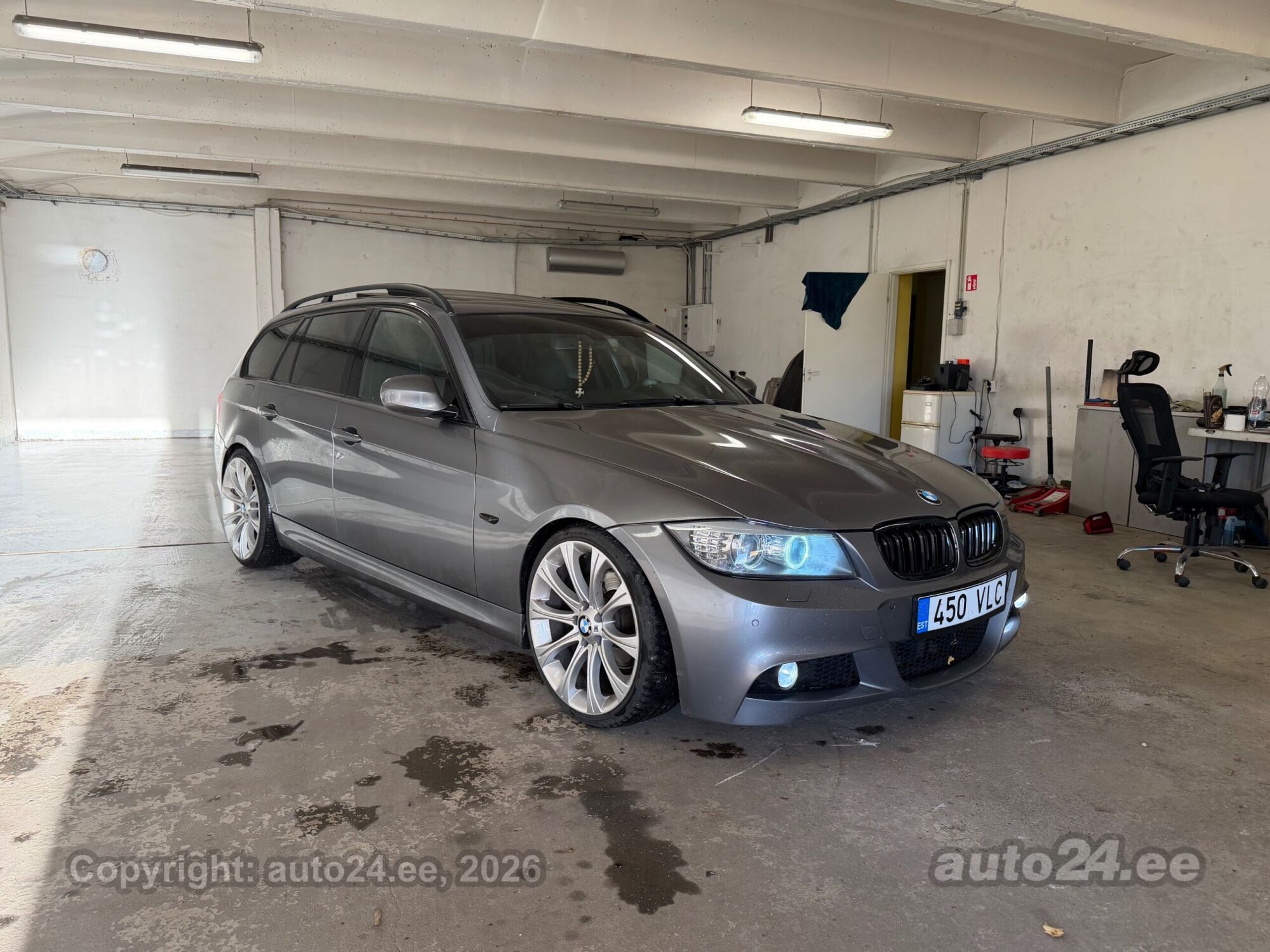 BMW 3 Series 2008 — photo 10