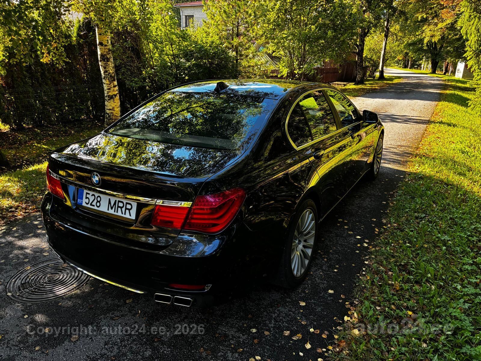 BMW 740 - 4