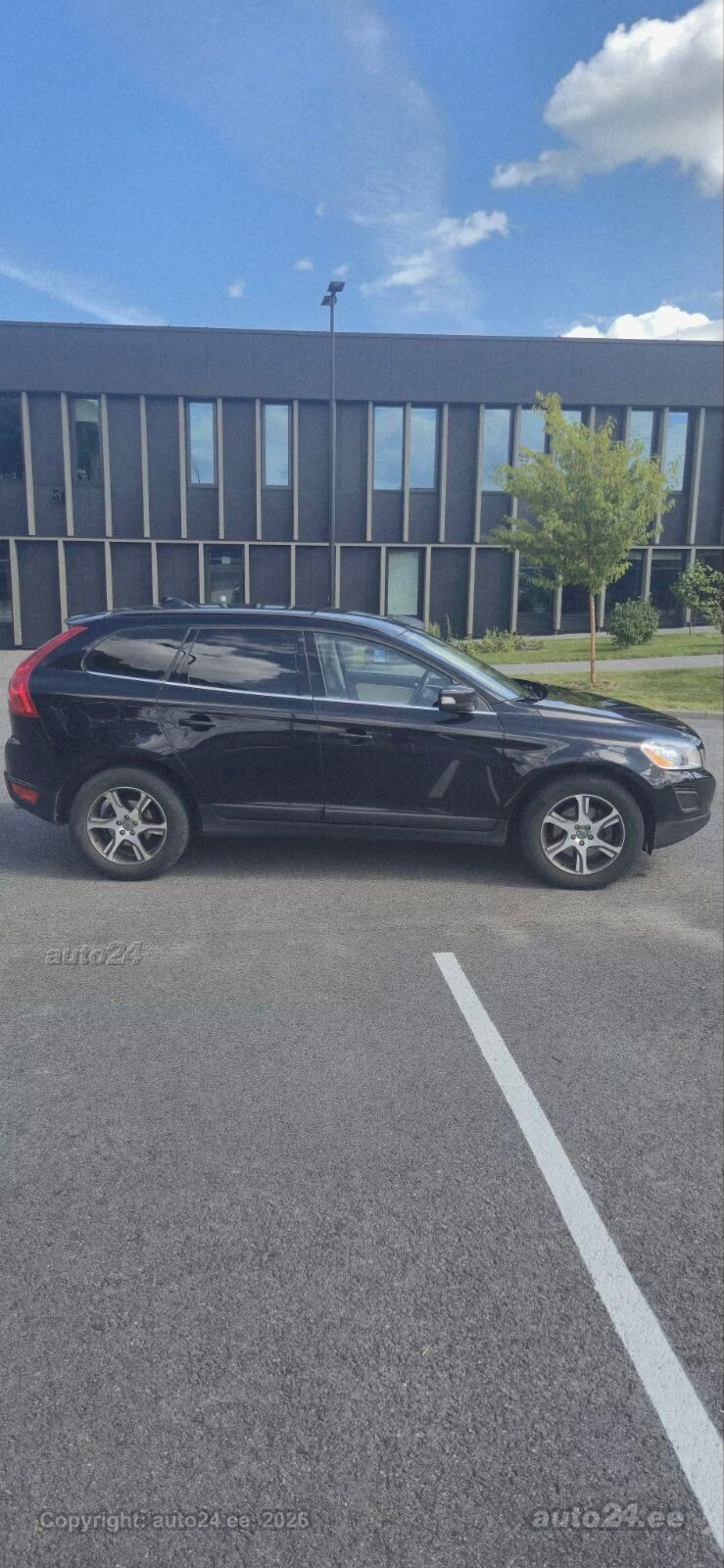 Volvo XC60 2.4 120kW 2011, photo 4/10
