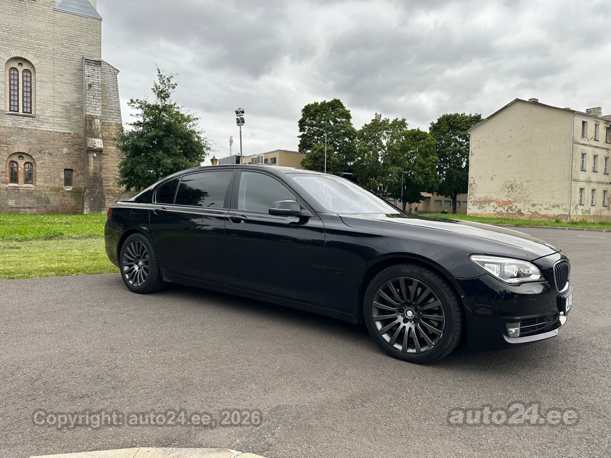 BMW 750 - 4