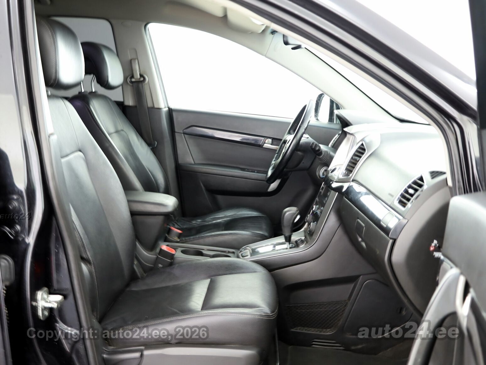 Chevrolet Captiva 2012, kuva 6/10