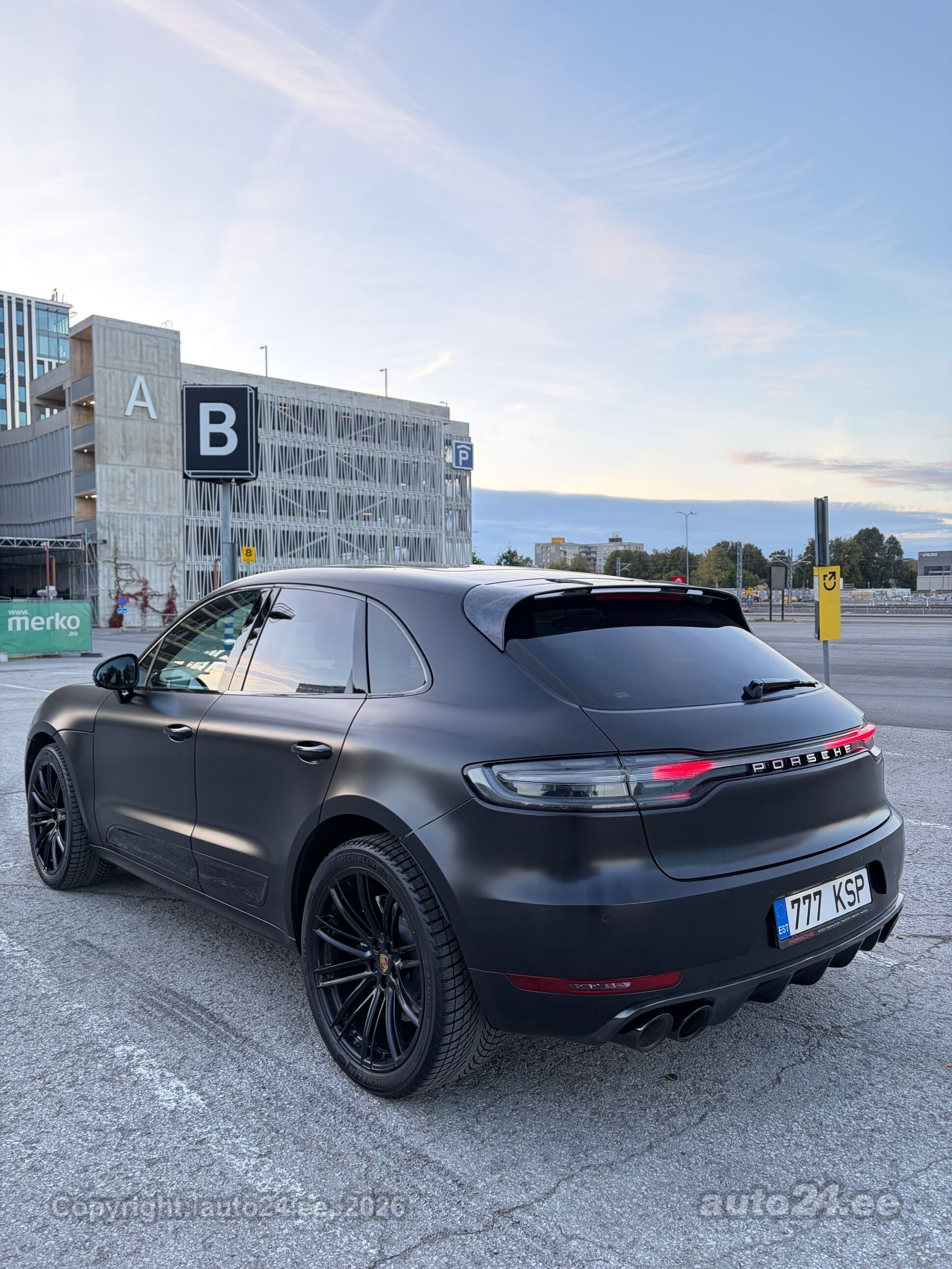 Porsche Macan - 9