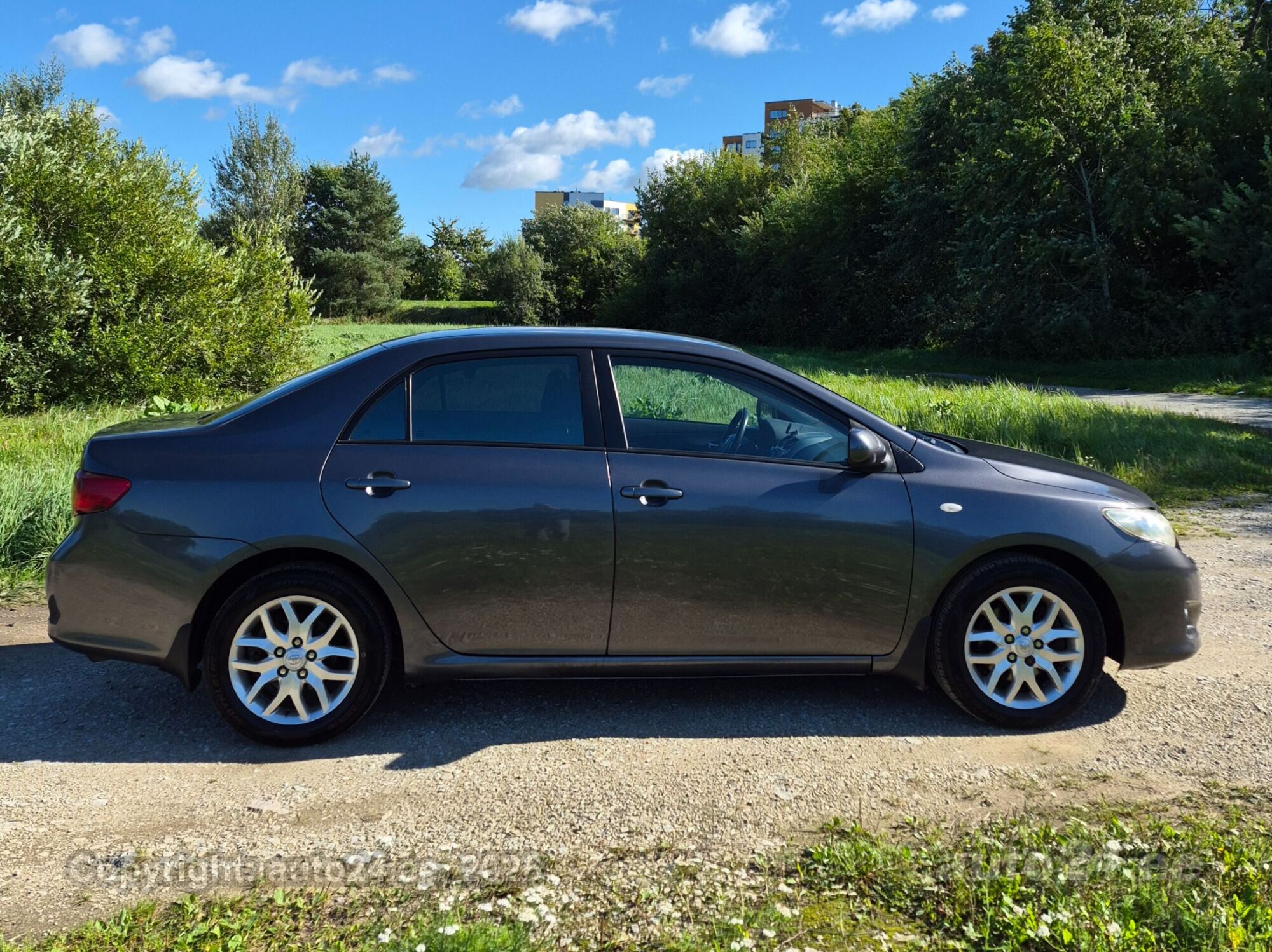 Toyota Corolla - 4