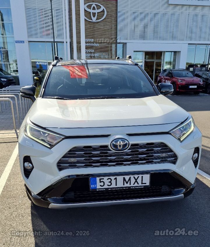 Toyota RAV4 - 1