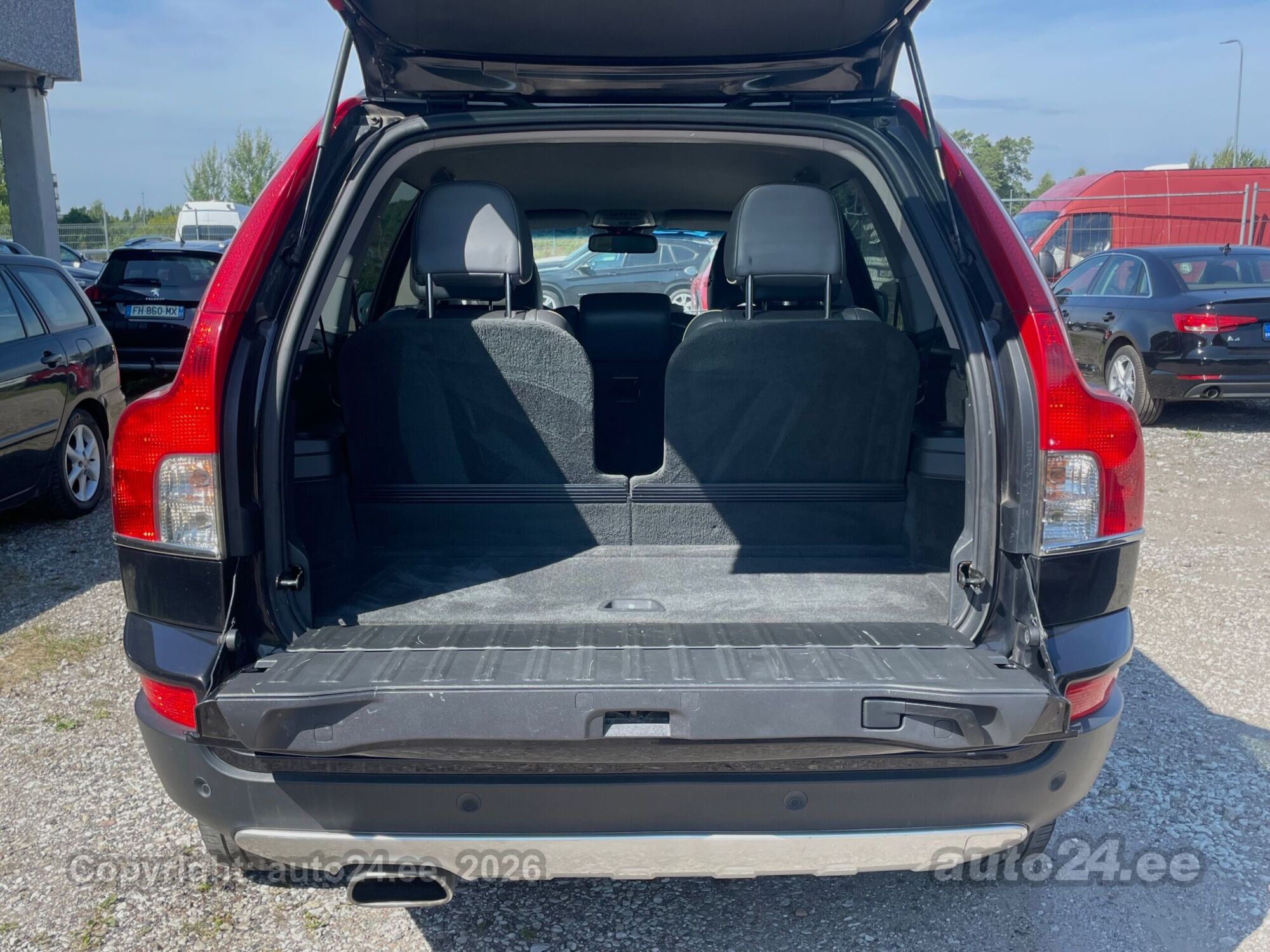 Volvo XC90 Executive AWD 7k 2.4 D5 147kW 2012, photo 7/10