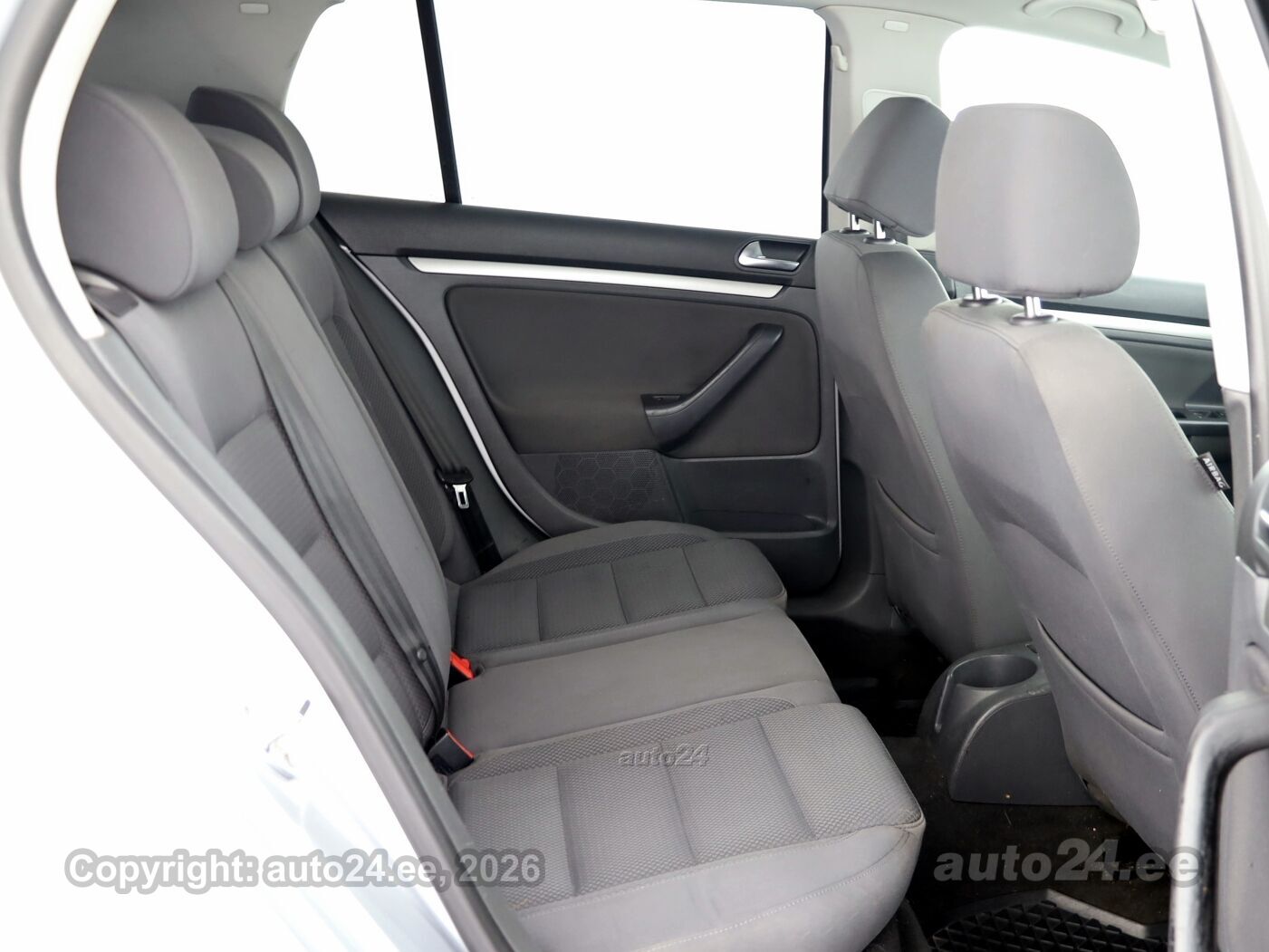 Volkswagen Golf 2005, kuva 7/7