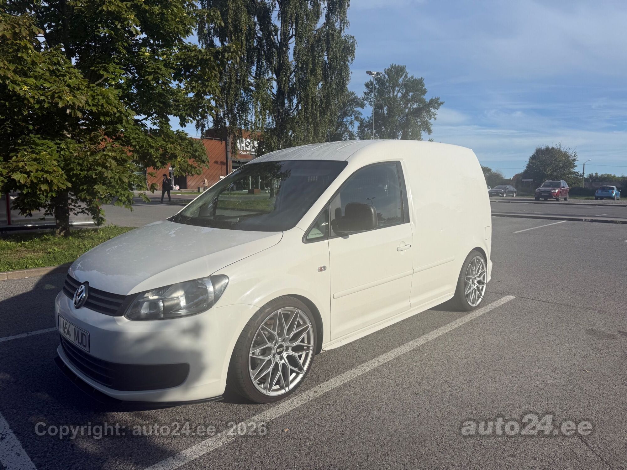 Volkswagen Caddy - 1