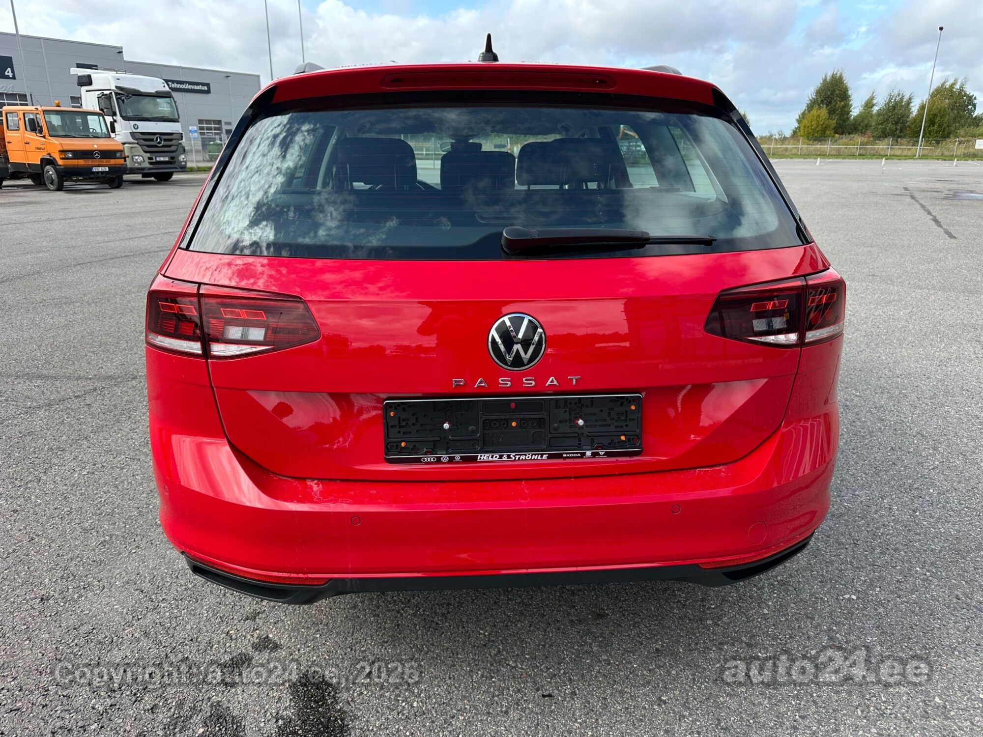 Volkswagen Passat - 5