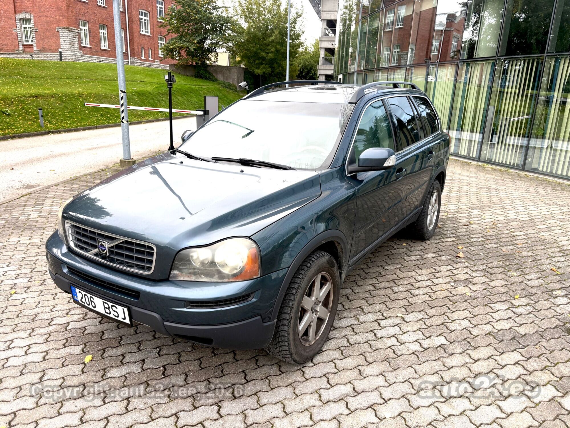 Volvo XC90 2006 — interior