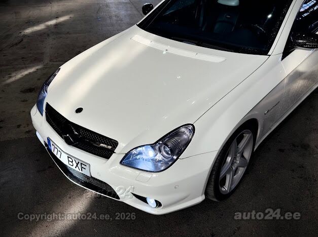 Mercedes-Benz CLS 55 AMG - 8
