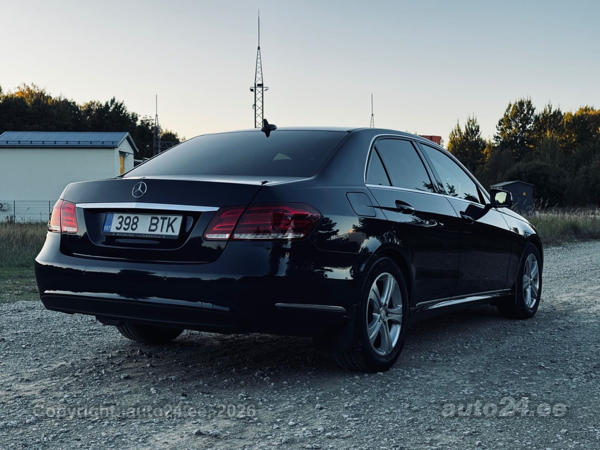 Mercedes-Benz E 220 - 4