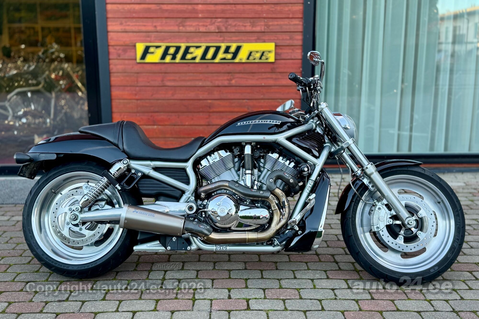 Harley-Davidson VRSCAW V-Rod V2 Revolution 86kW - auto24.ee