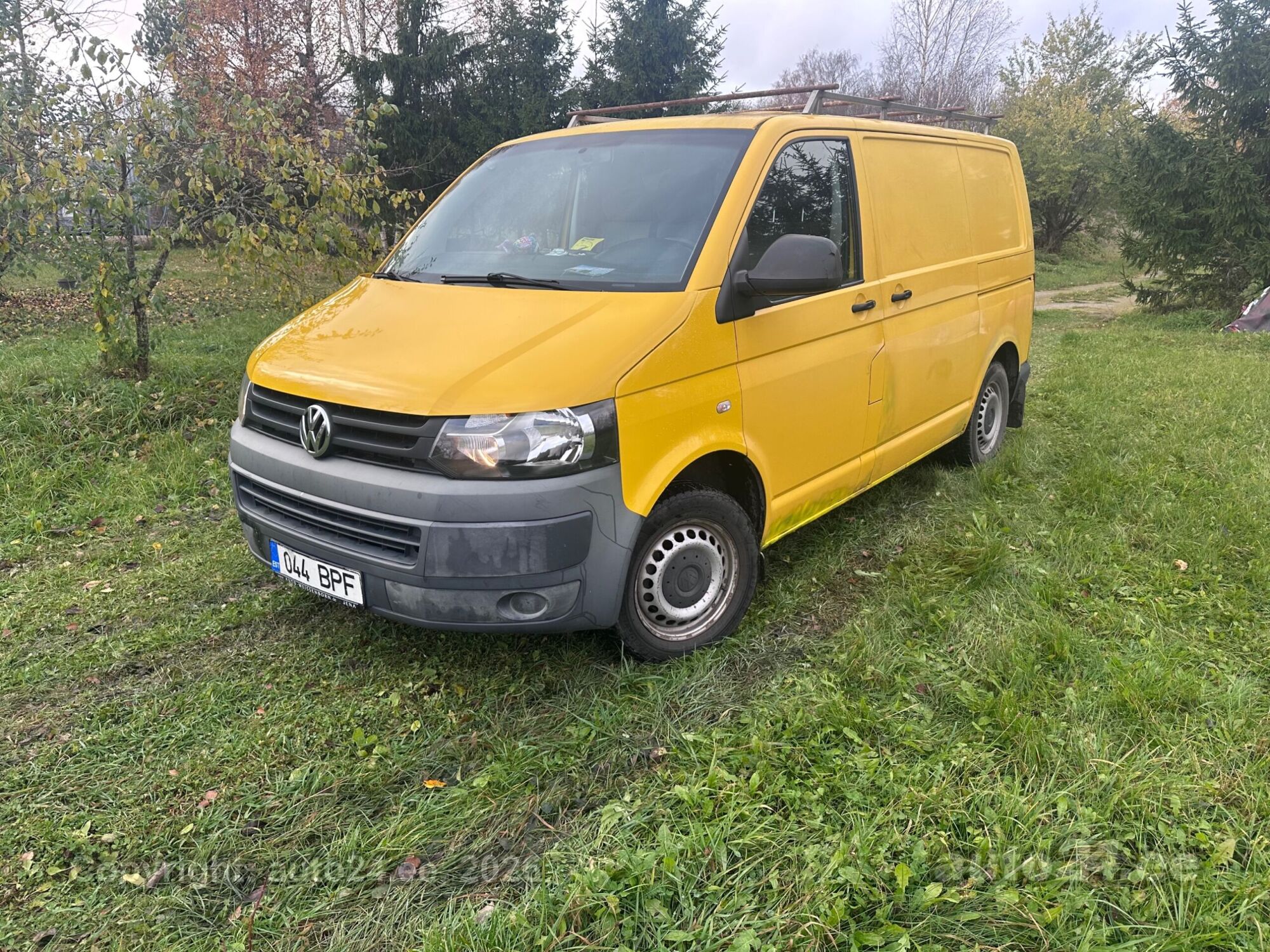 Volkswagen Transporter 2012 — interior