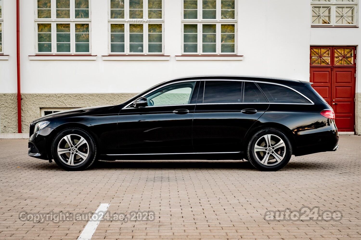 Mercedes-Benz E 220 - 4