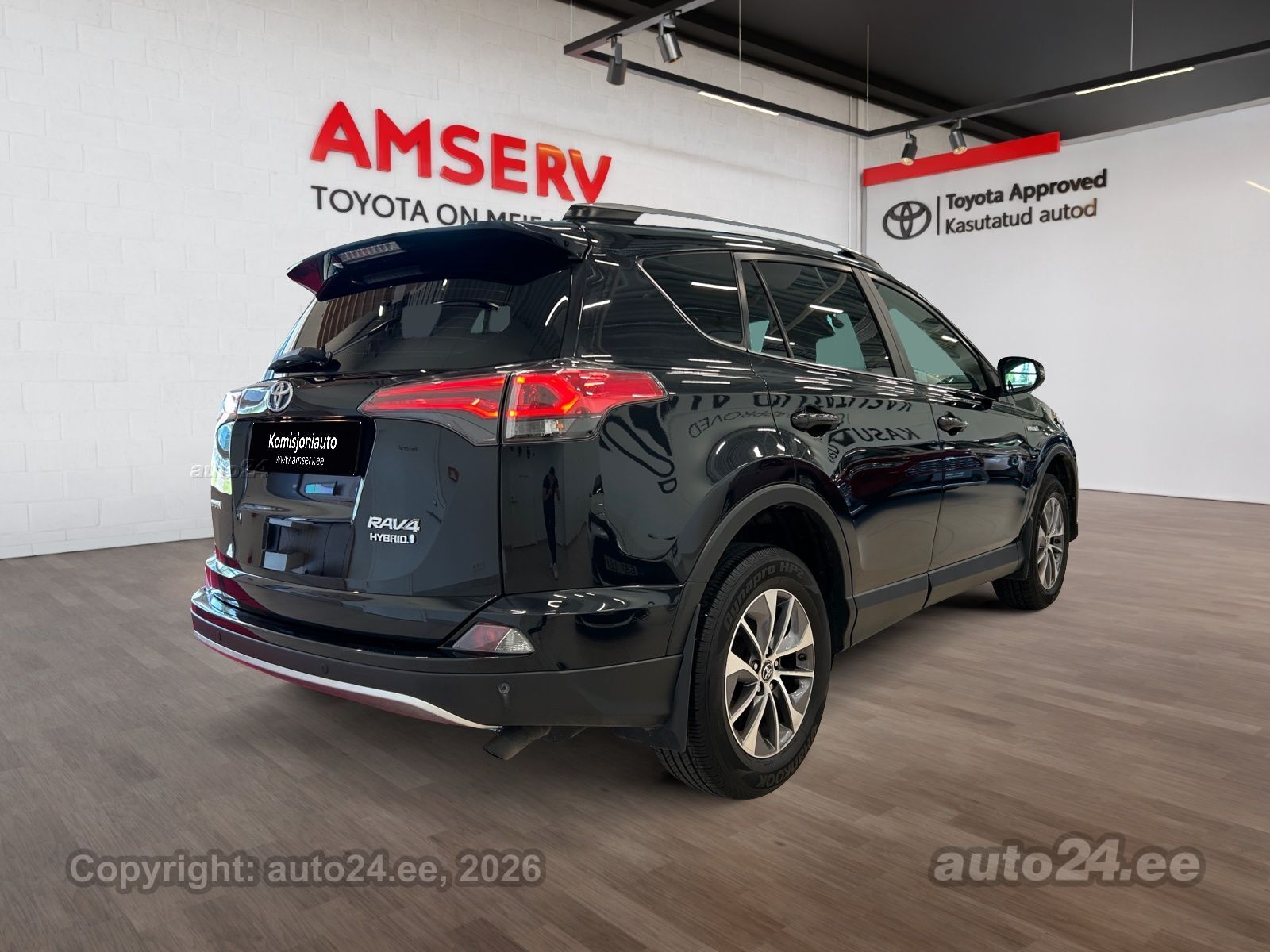Toyota RAV4 Luxury 2.5 114kW 2018, kuva 2/10