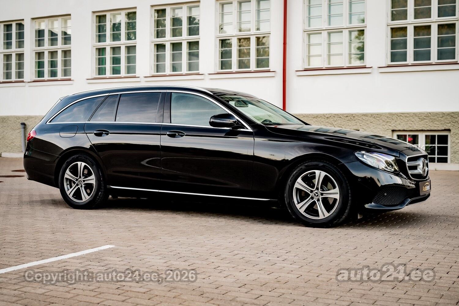 Mercedes-Benz E 220 - 10