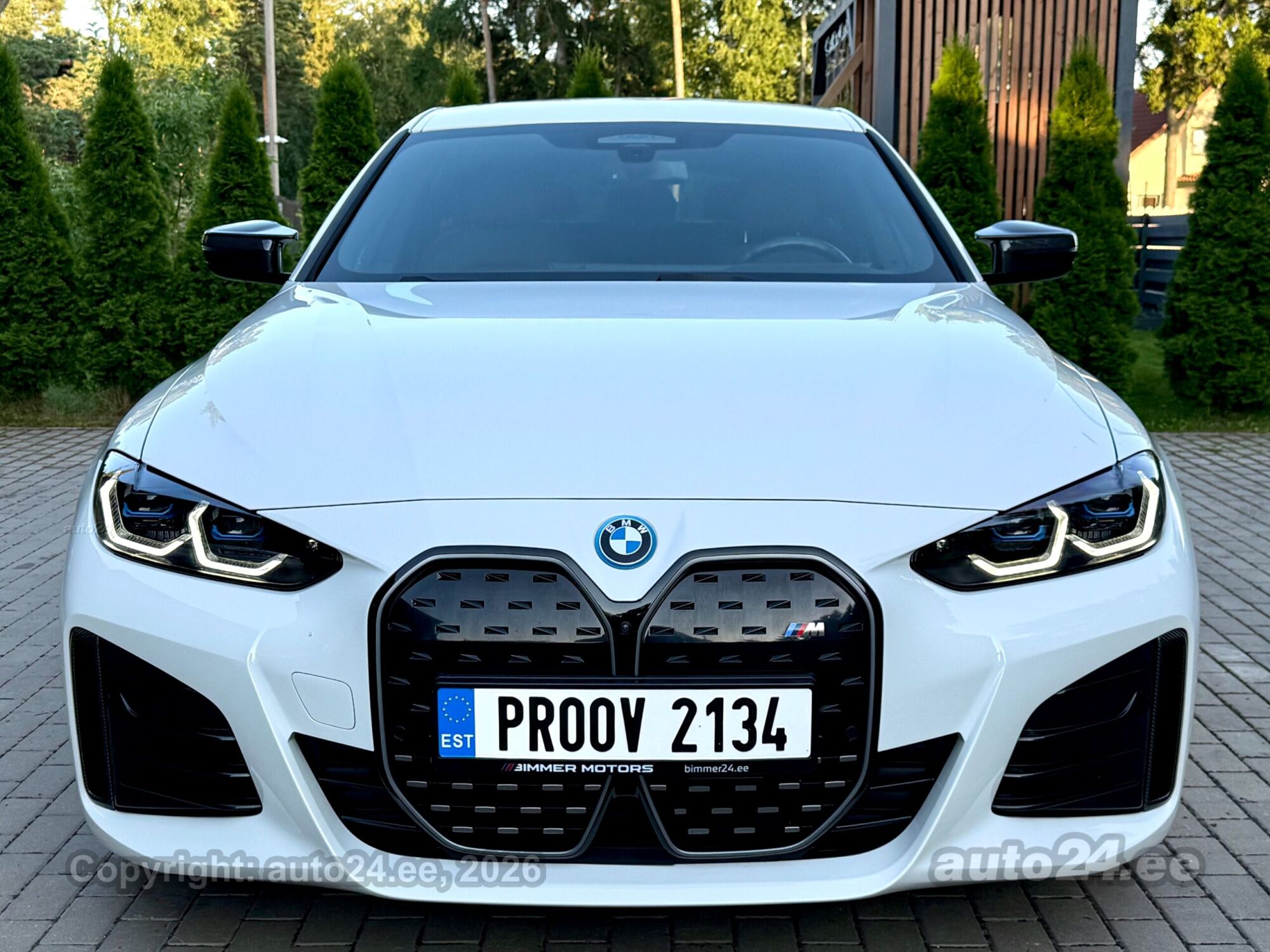 BMW i4 2023, kuva 5/10