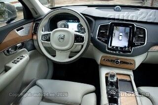 Volvo XC90 - 1