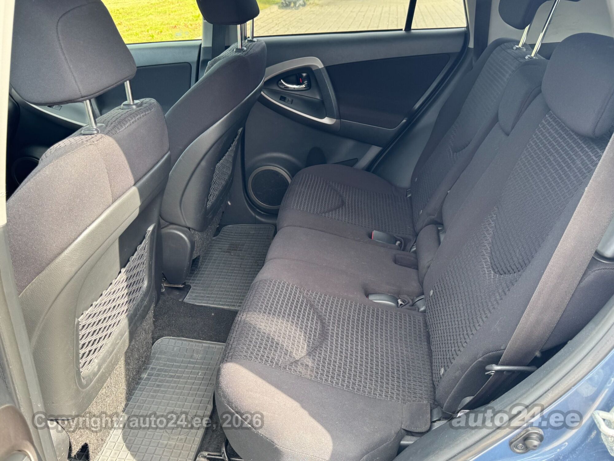Toyota RAV4 2.0 R4 112kW 2009, kuva 5/6