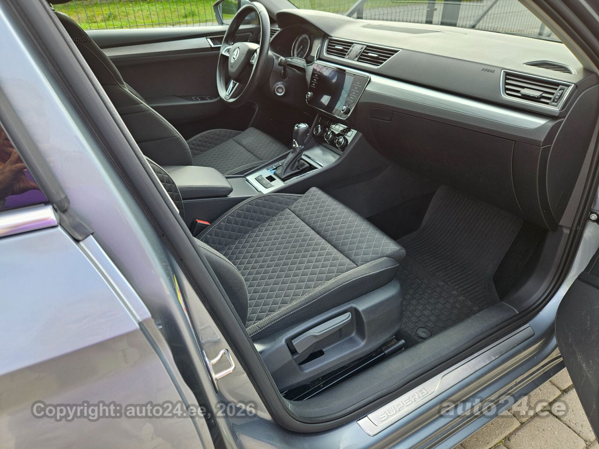 Škoda Superb - 8