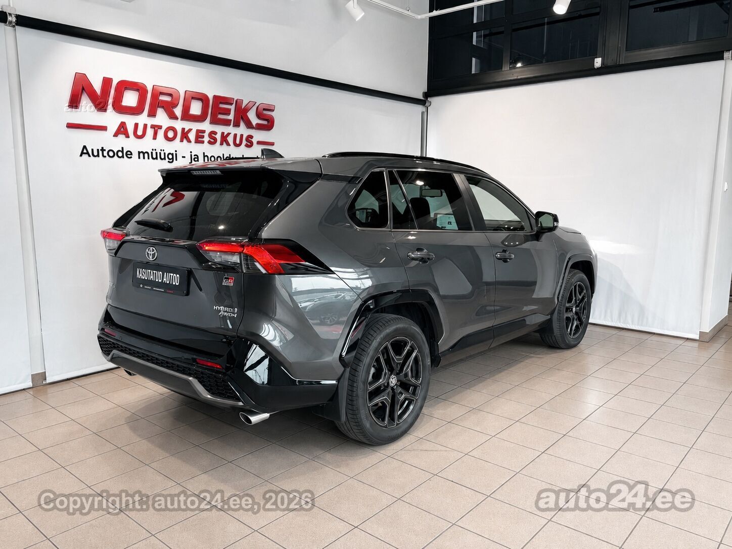 Toyota RAV4 2024, kuva 2/3