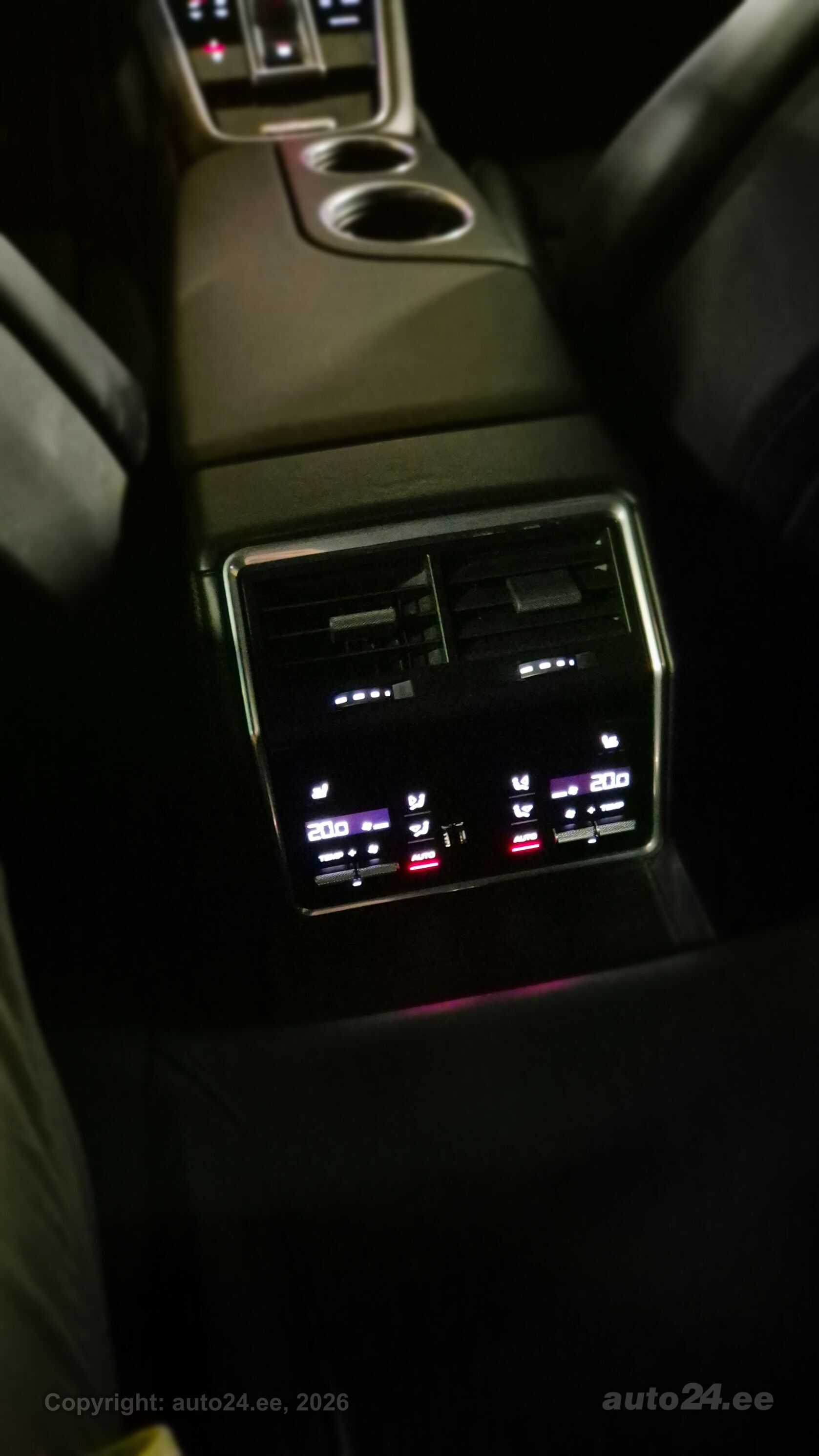 Porsche Panamera - 11