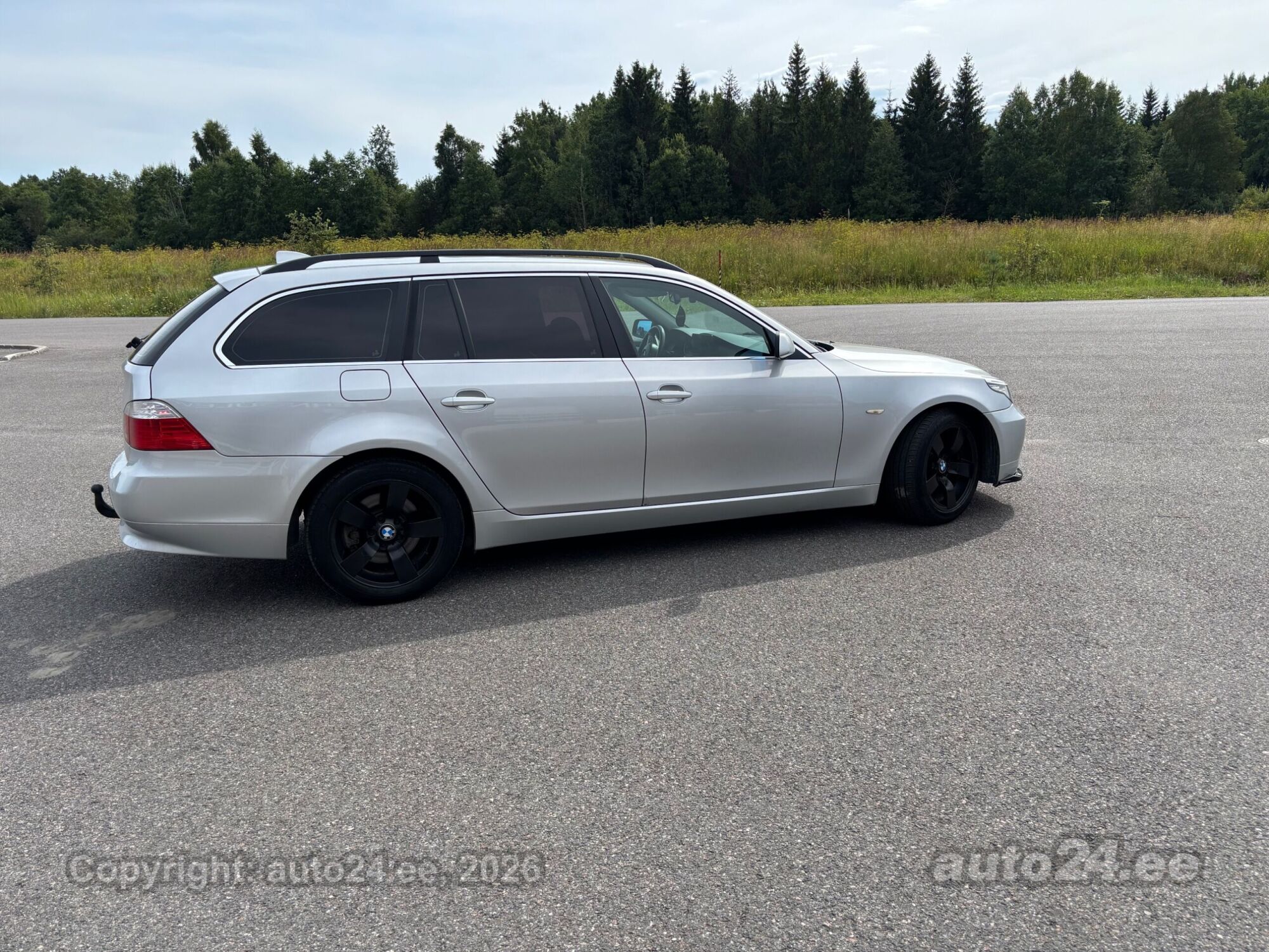 BMW 5-sarja 520 2.0 130kW 2008, photo 7/10