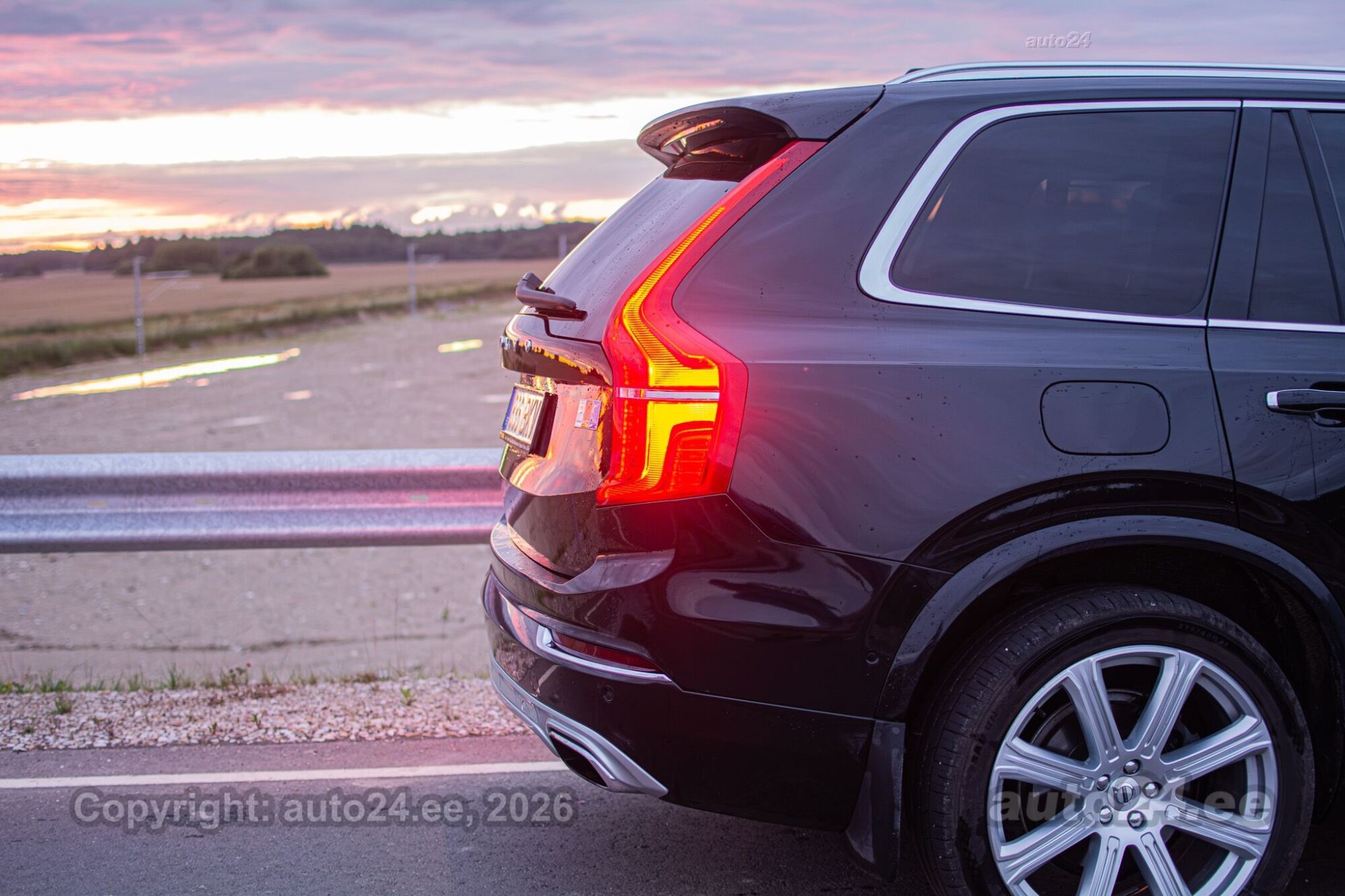 Volvo XC90 2017, photo 6/10