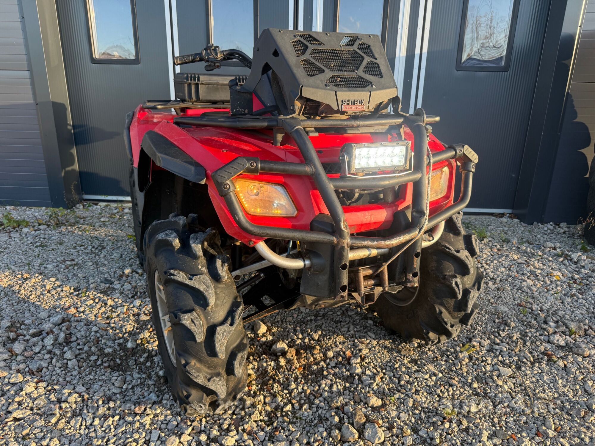 Can-Am Outlander 2006 — rear view