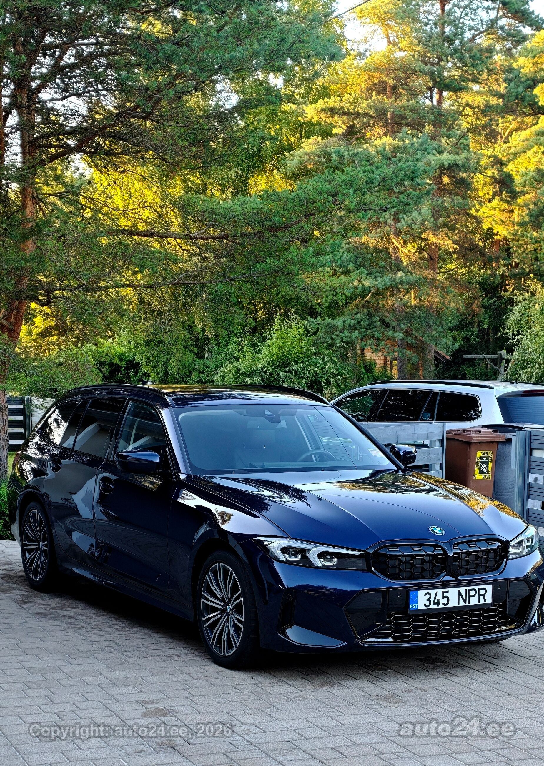 BMW 3-sarja 320 e PLUG-IN Hybrid 150kW 2024, kuva 2/10