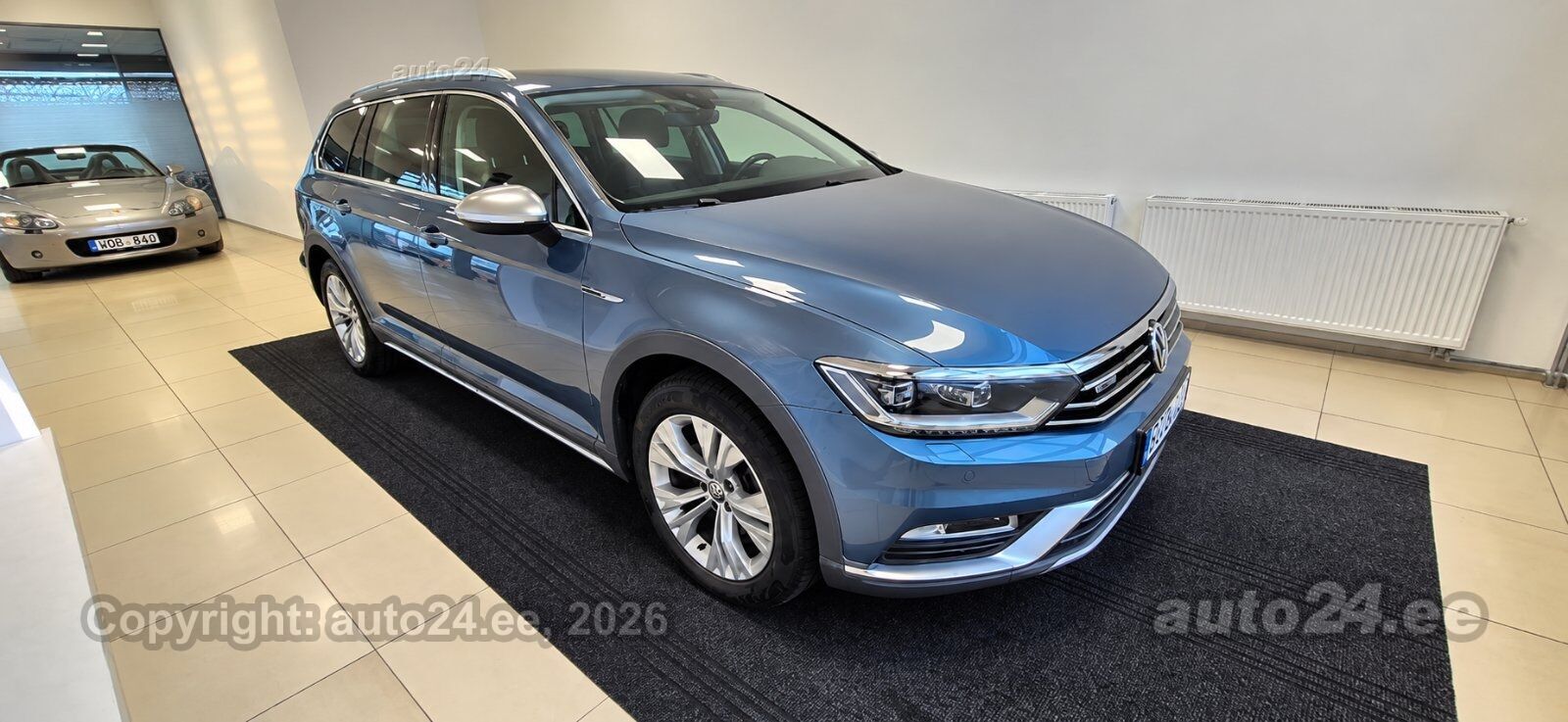 Volkswagen Passat - 1
