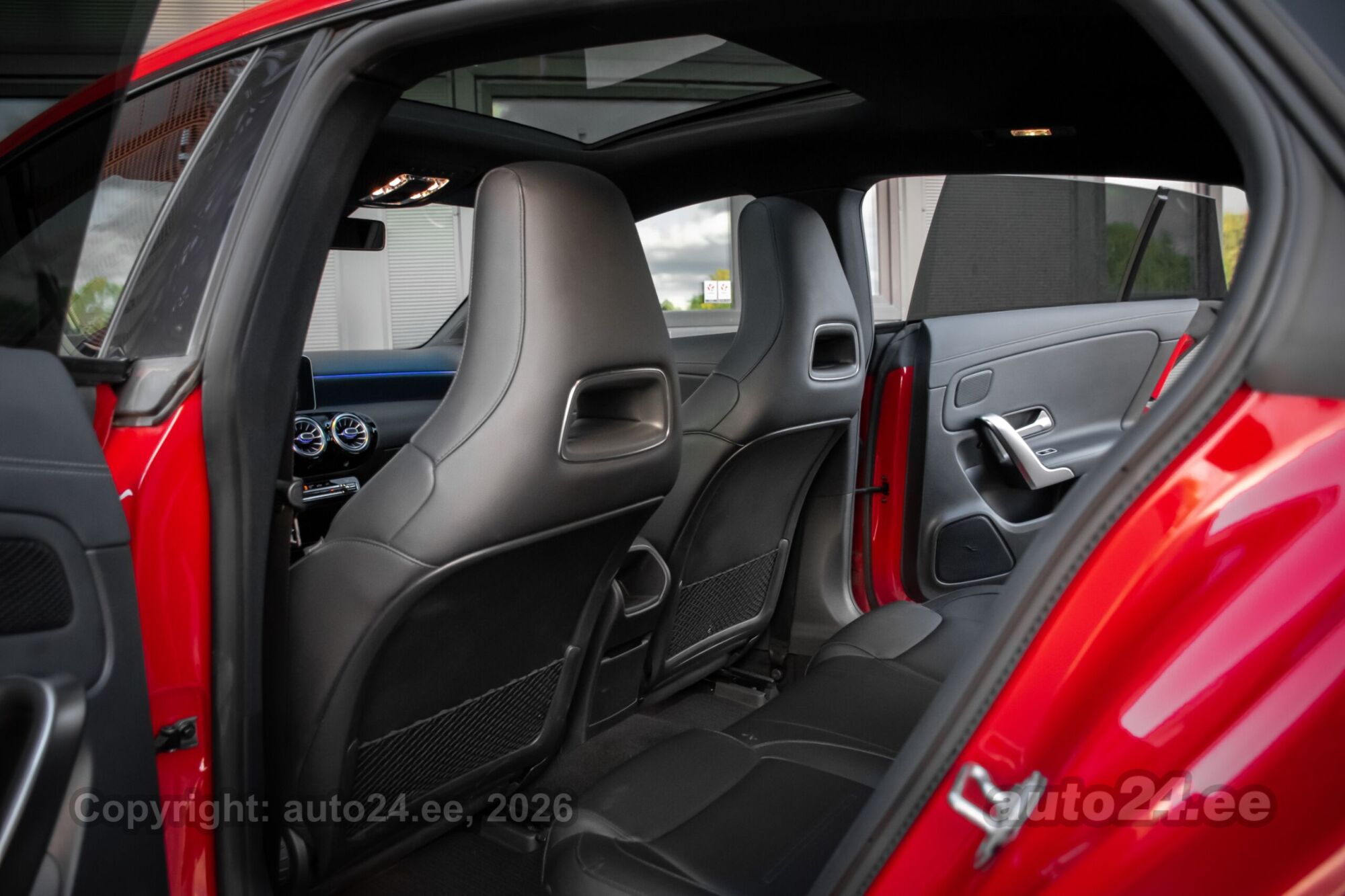 Mercedes-Benz CLA 200 - 11