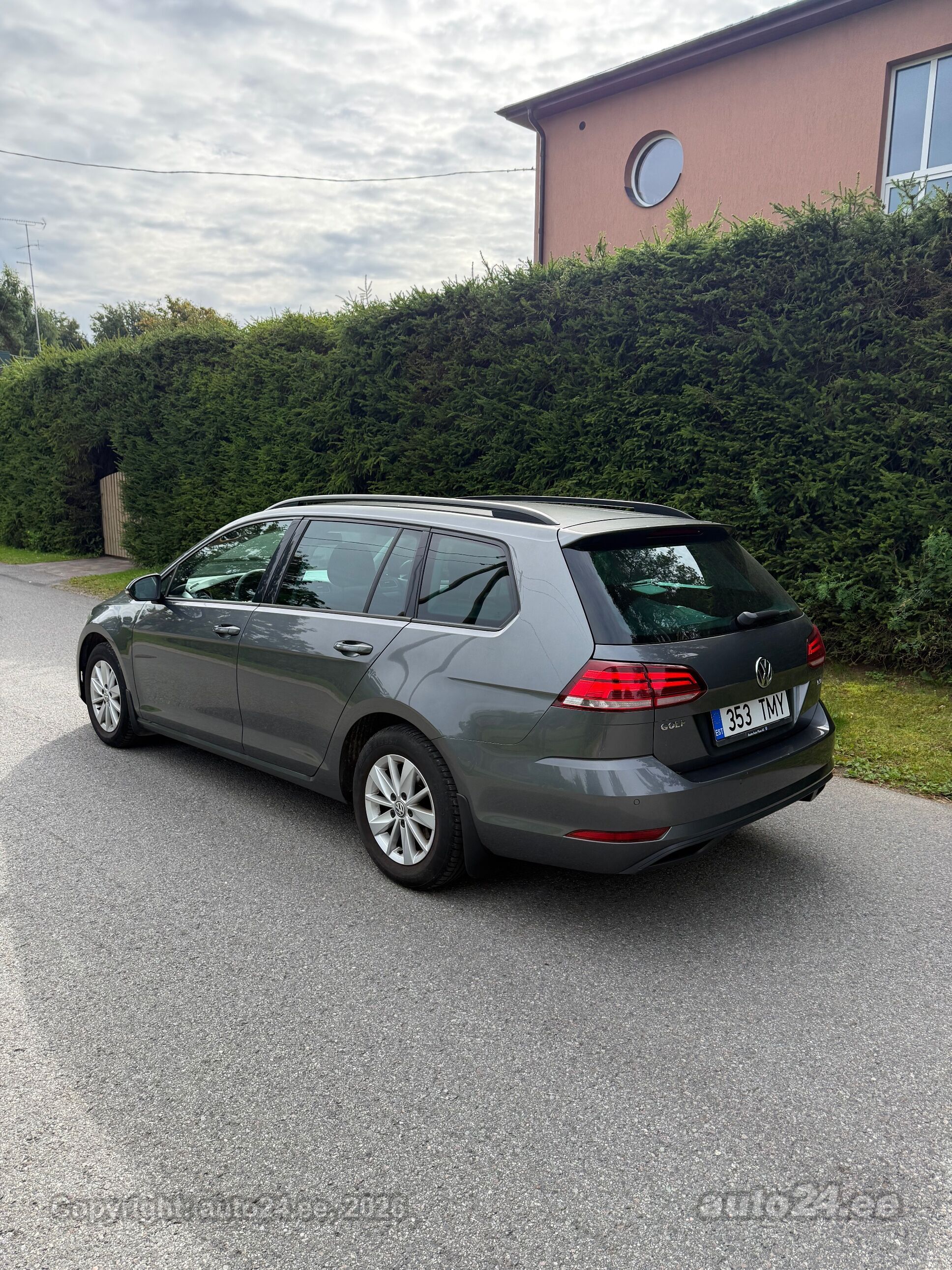 Volkswagen Golf Facelift 1.4 92kW 2017, photo 2/10