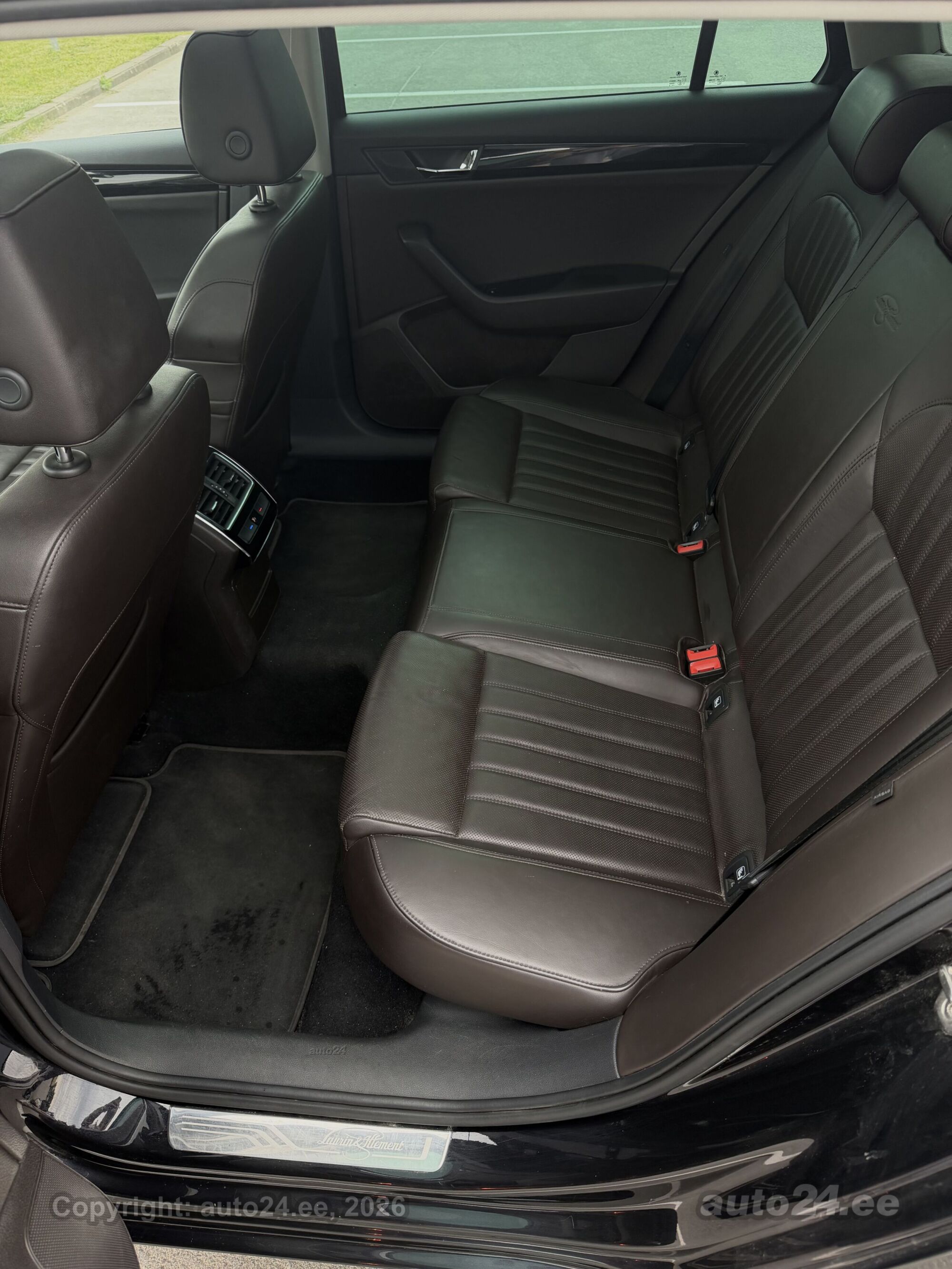 Škoda Superb - 11