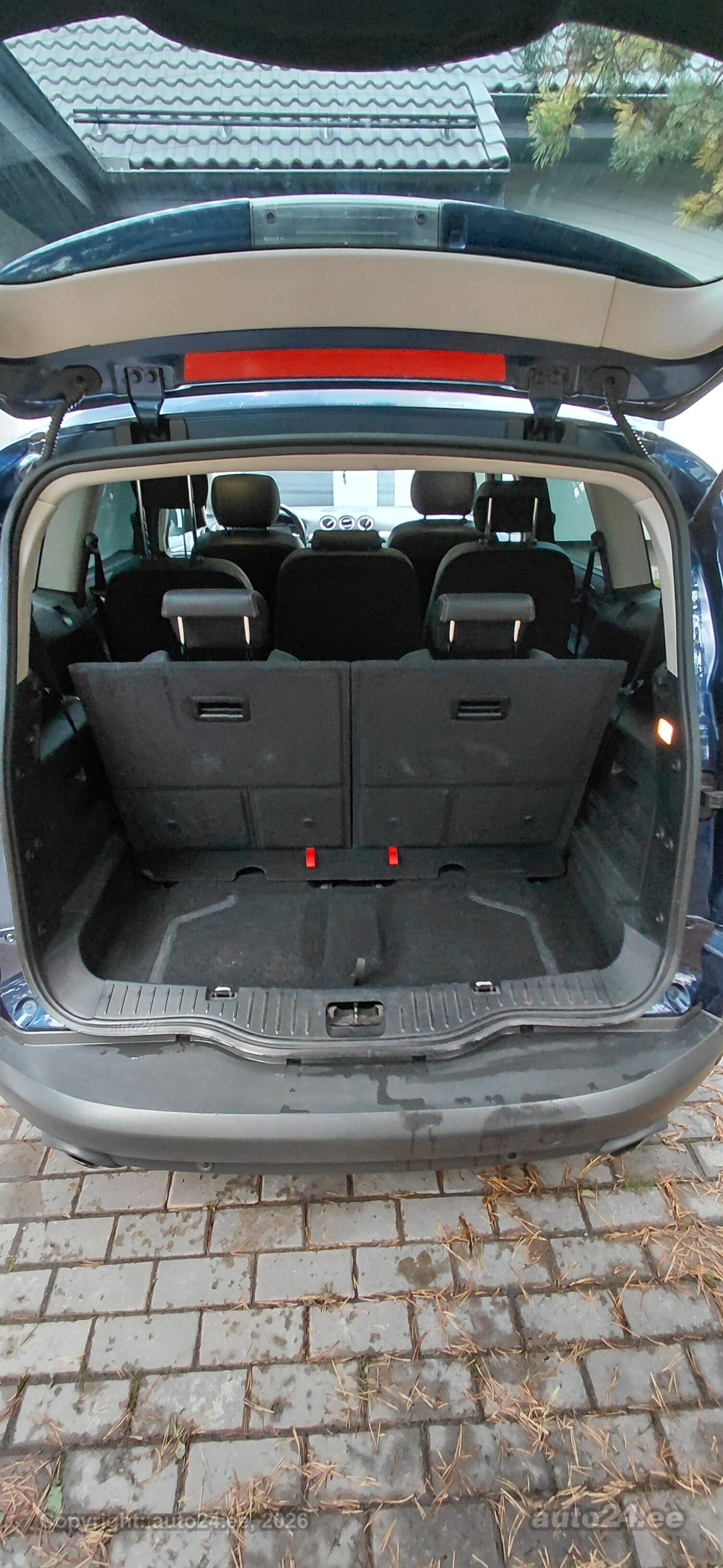 Ford S-max - 12