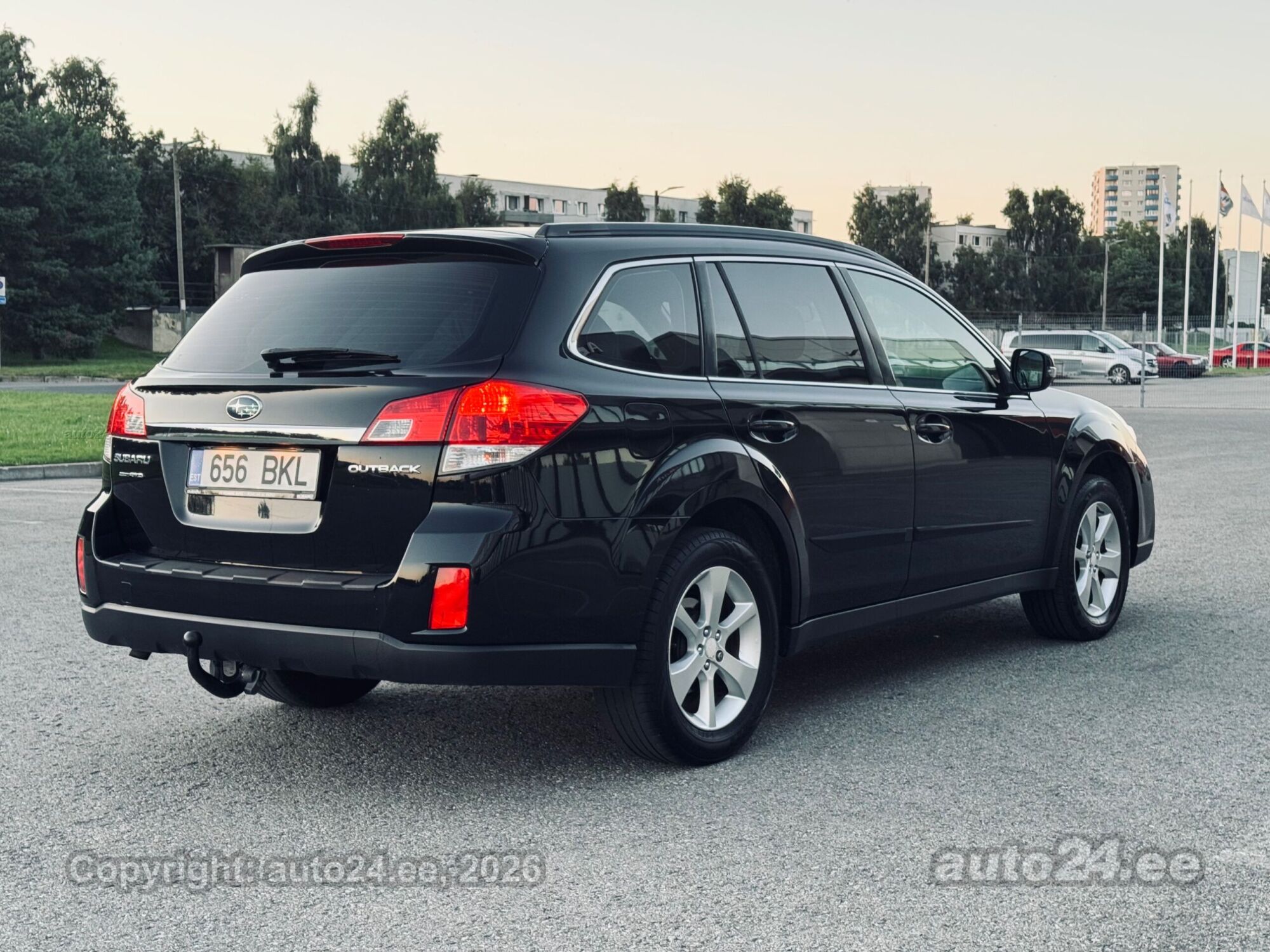 Subaru Outback Comfort 4x4 2.5 127kW 2013, kuva 4/10