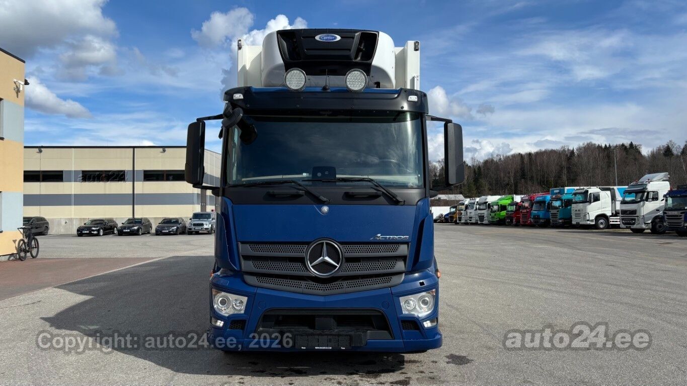 Mercedes-Benz Actros 1835 4x2 SIDE OPENING + CARRIER SUPRA 1150