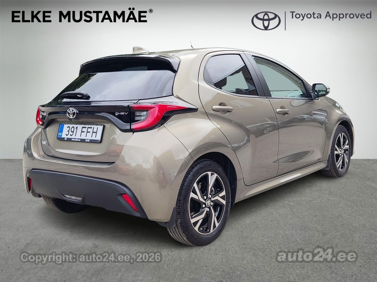 Toyota Yaris Active Plus 68kW 2025, photo 2/10