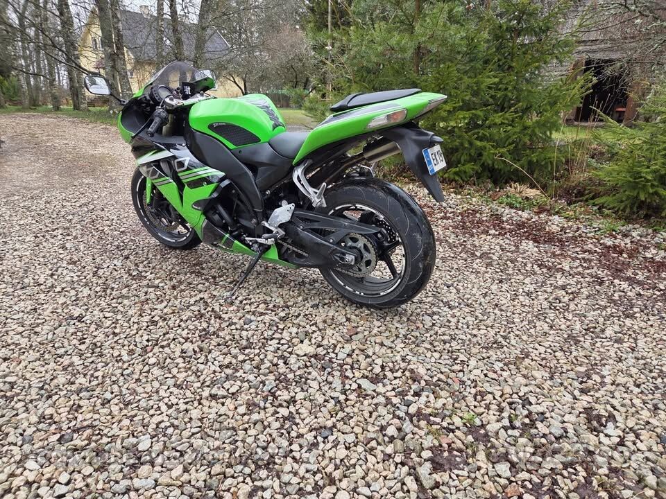 Kawasaki Ninja ZX - 10R 129kW - auto24.ee