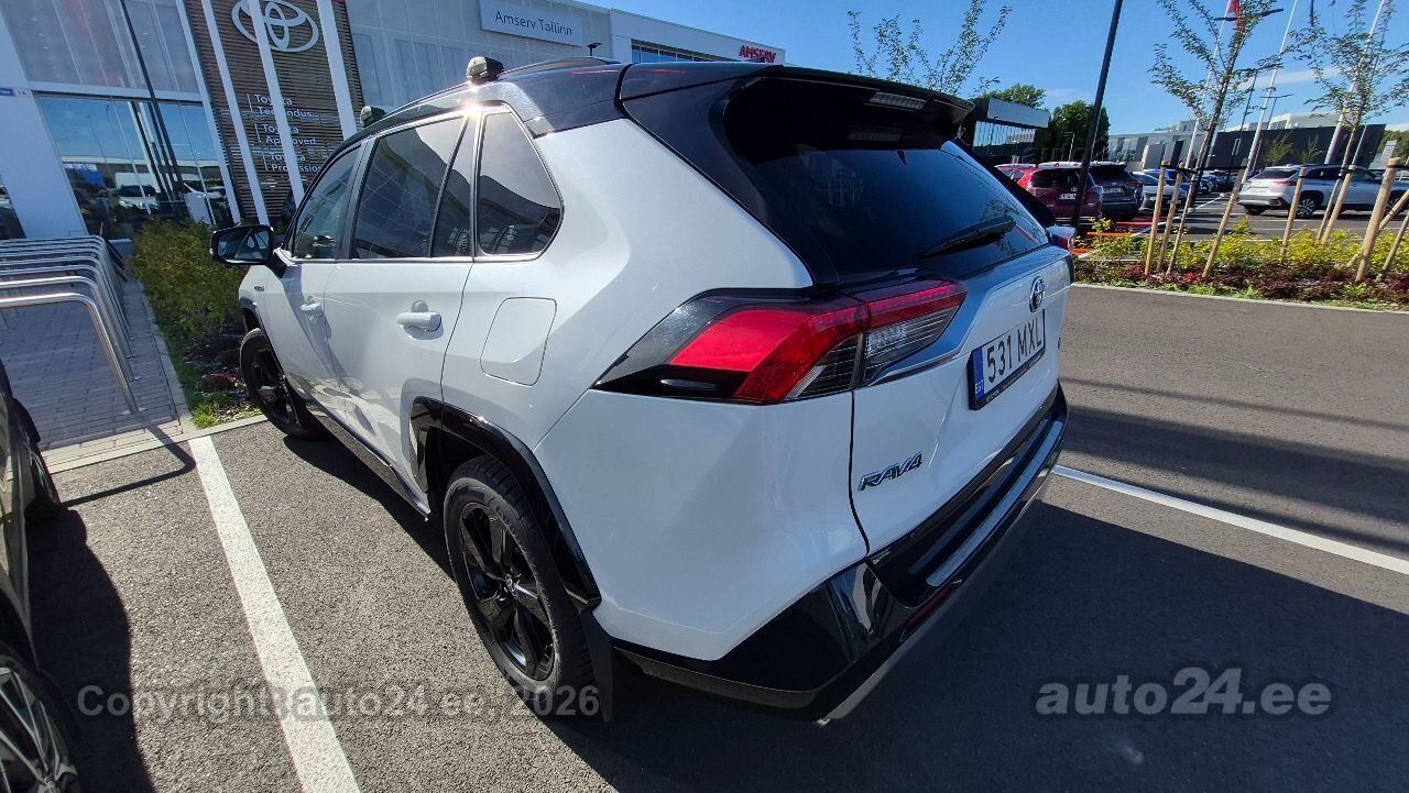 Toyota RAV4 - 4