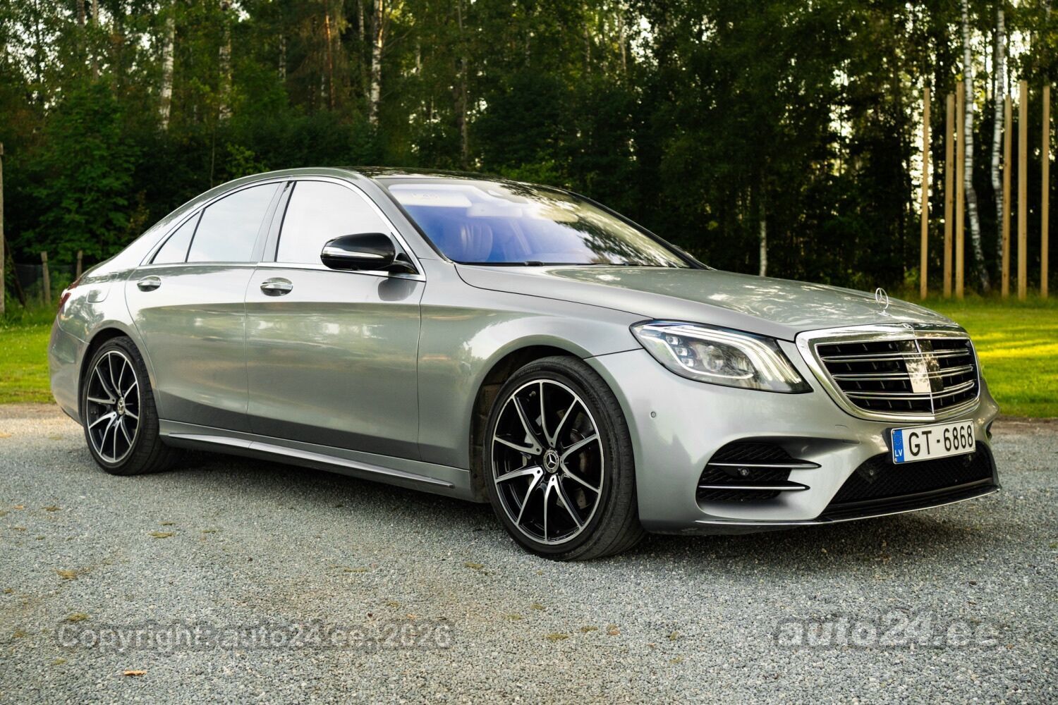 Mercedes-Benz S-sarja S 350 3.0 190kW 2014, kuva 2/10
