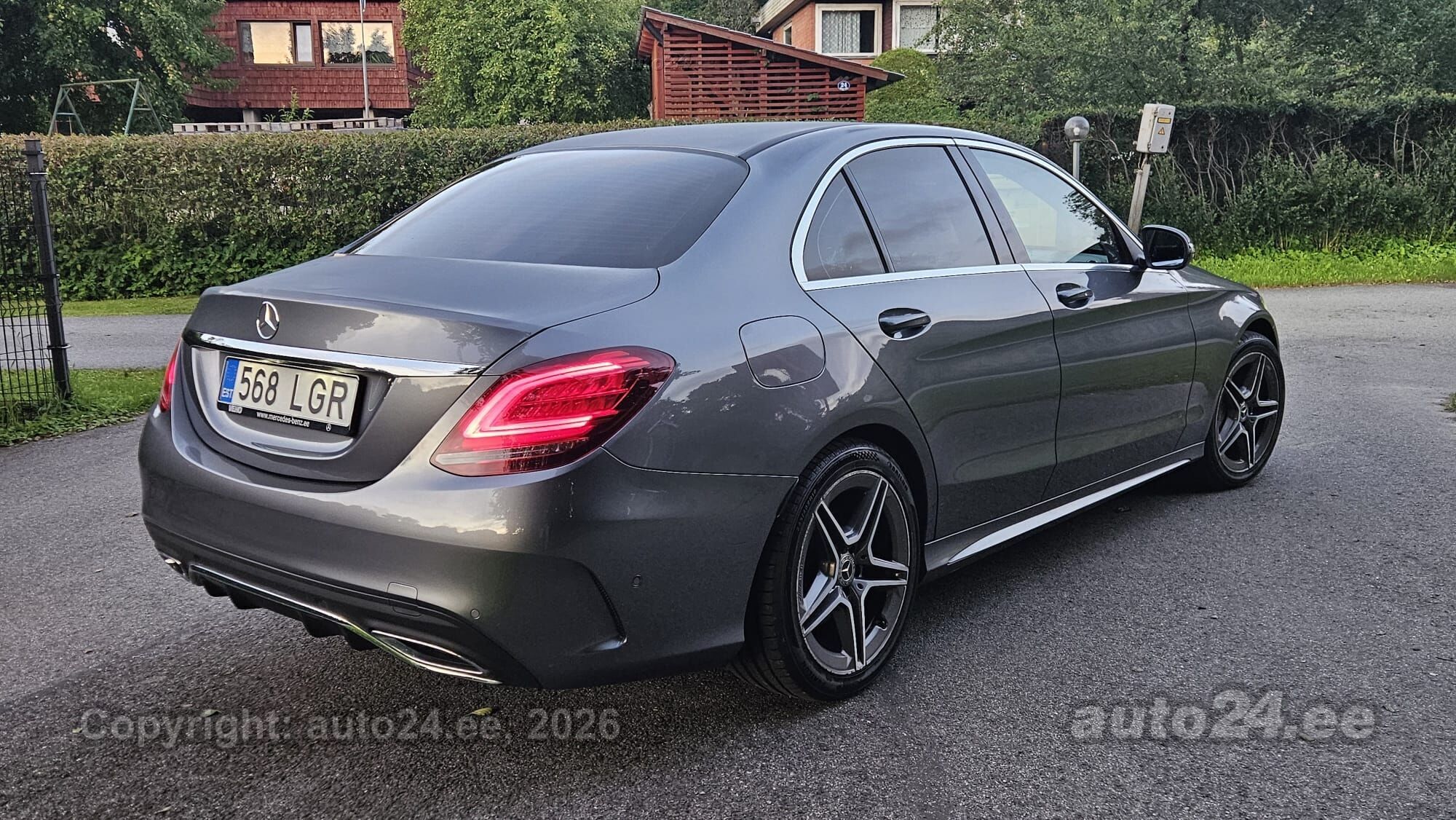 Mercedes-Benz C-sarja 2019, kuva 2/10