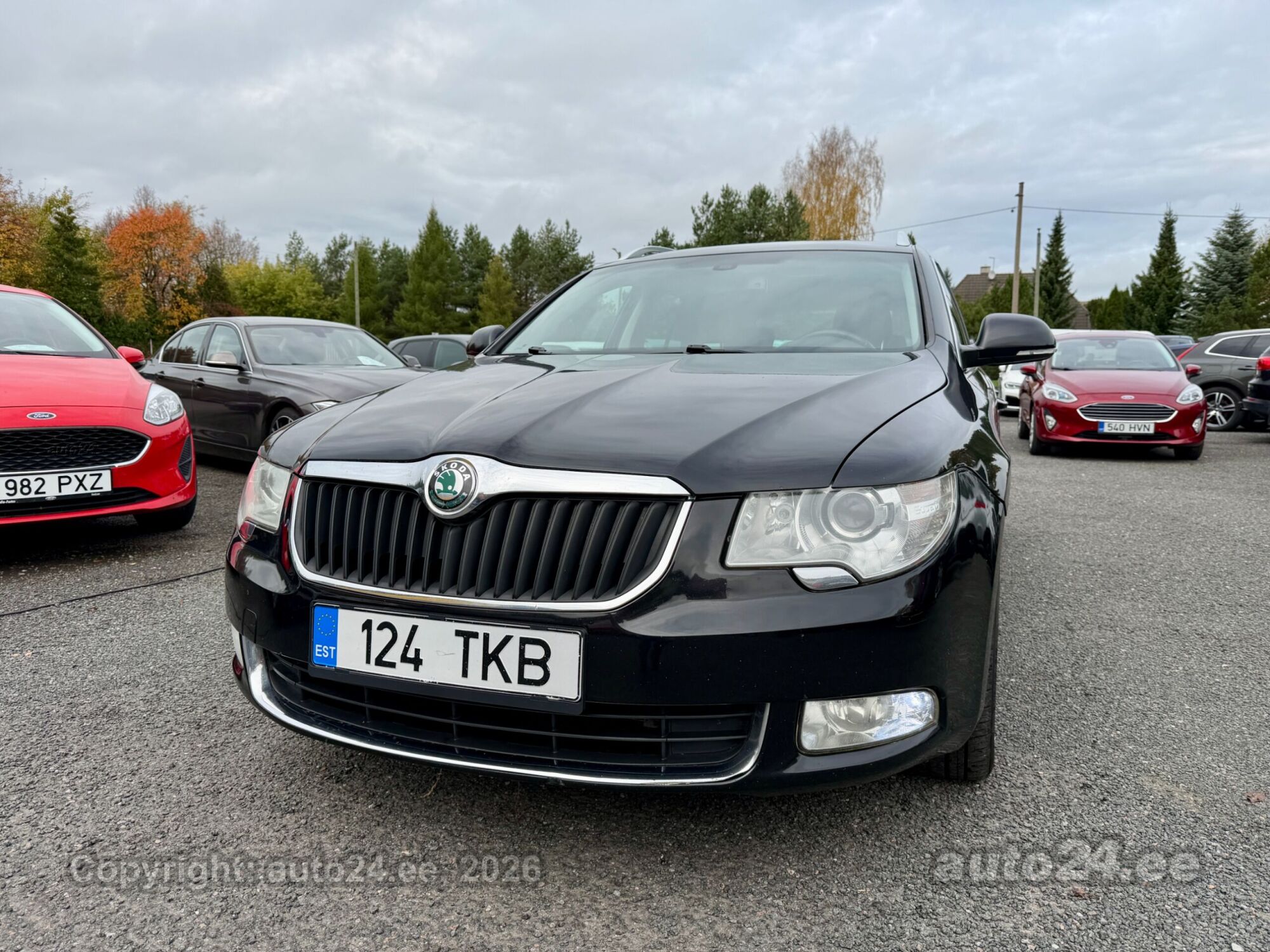 Skoda Superb 2013 — interior