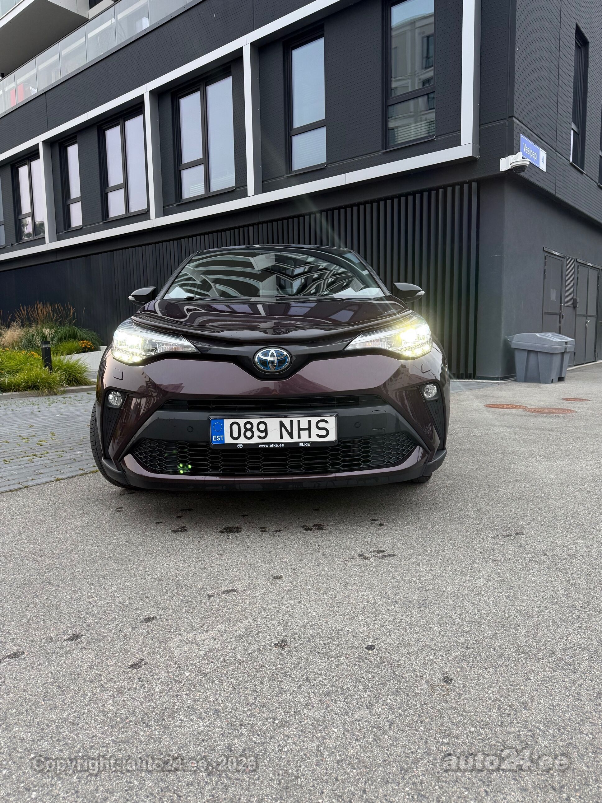 Toyota C-HR Style plus 1.8 72kW 2022, photo 3/8
