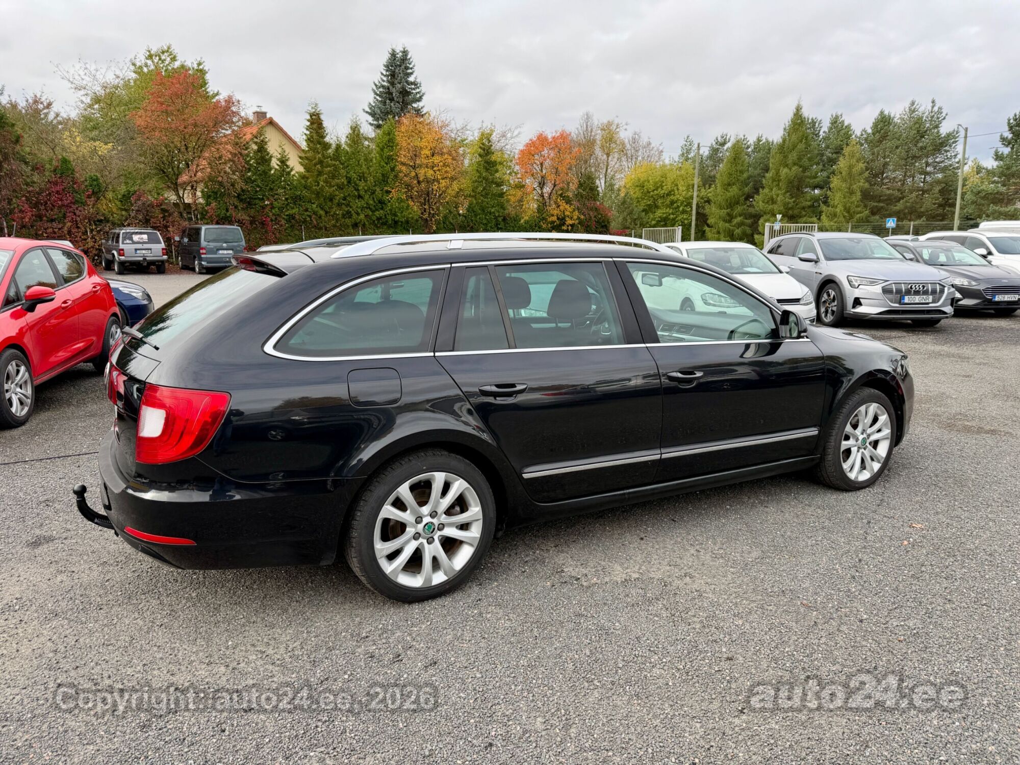 Skoda Superb 2013 — photo 12