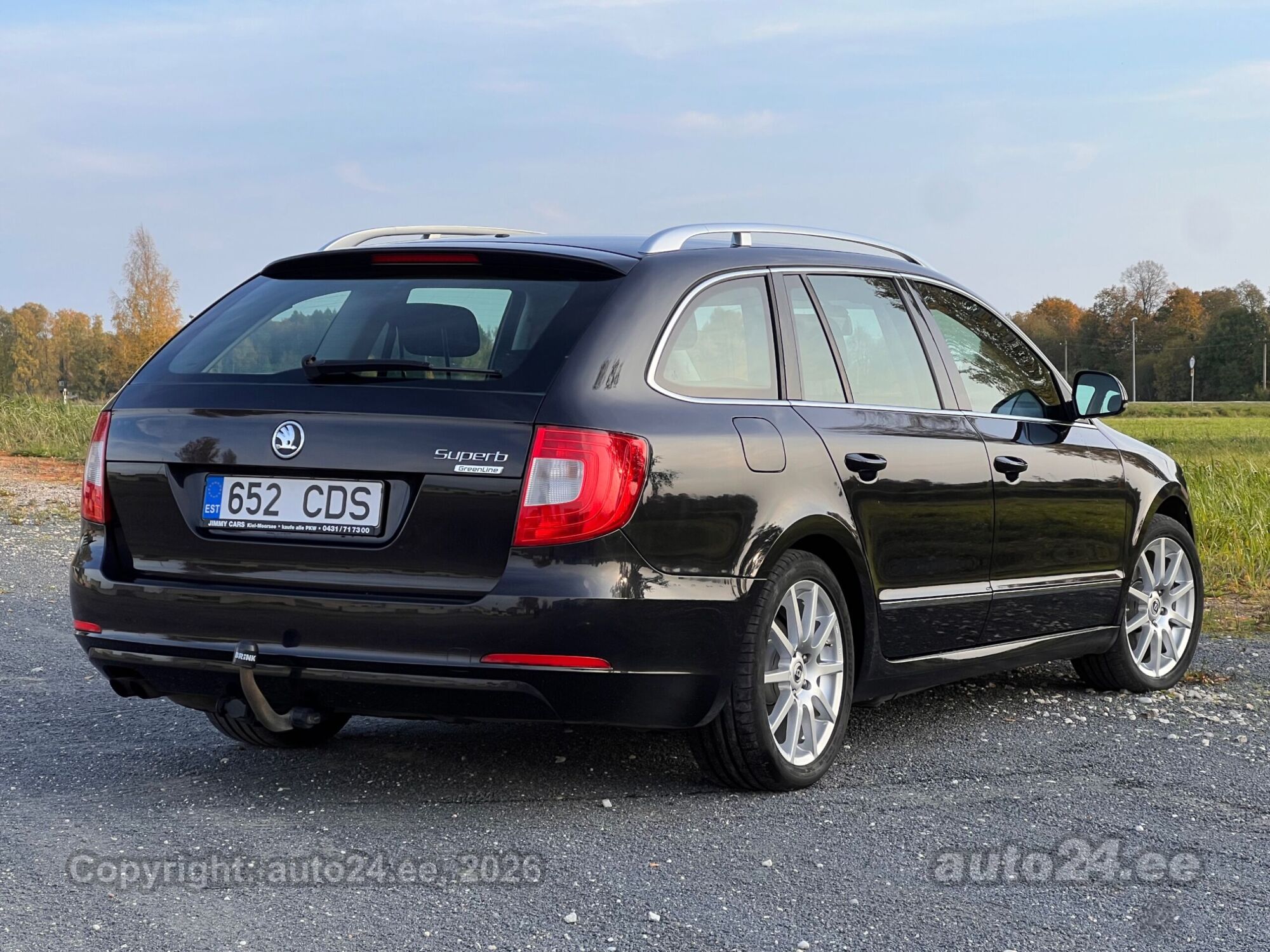 Skoda Superb 2013 — engine 1598 cm³ (77 kW)