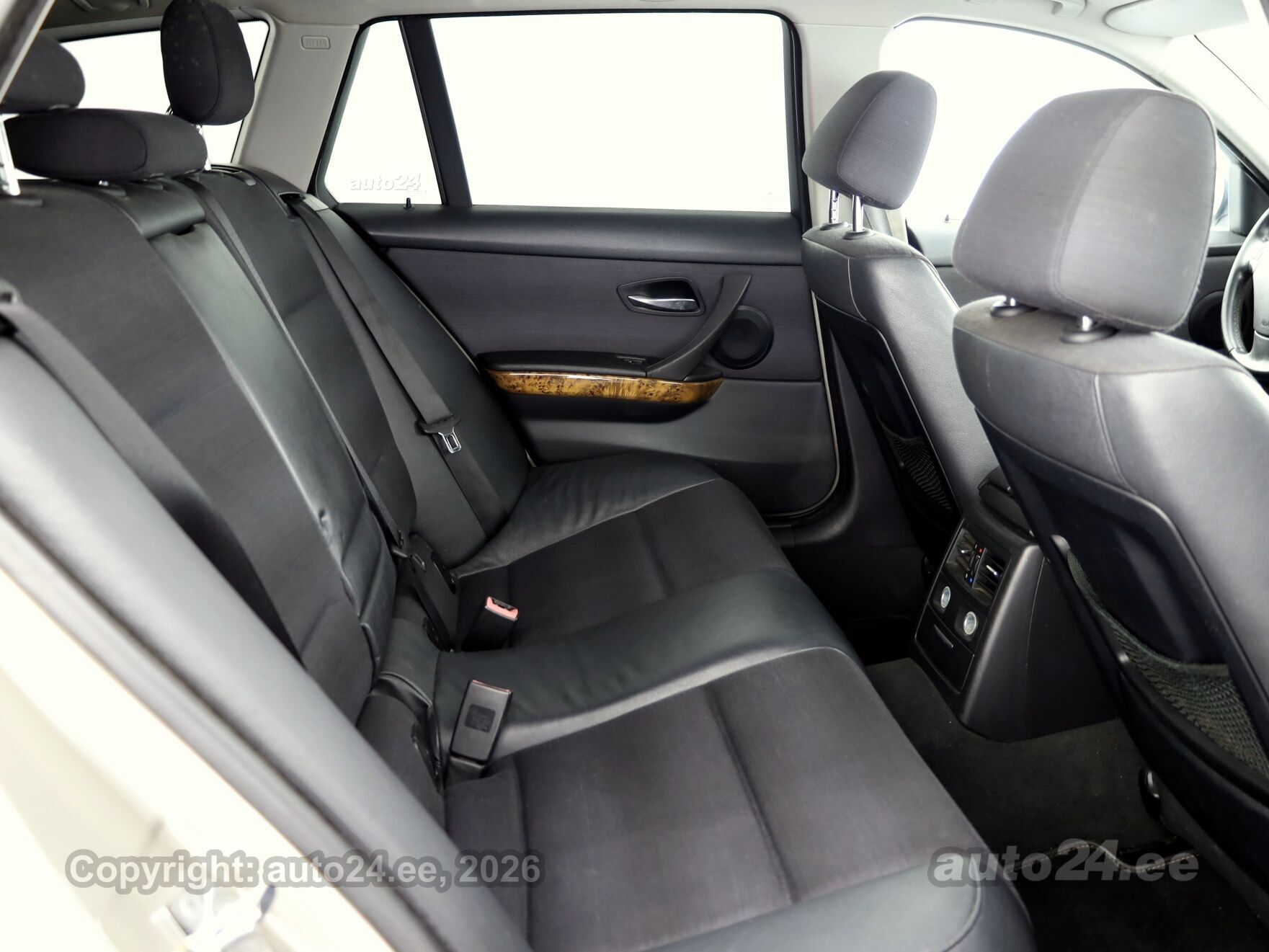 BMW 3 Series 2007 — photo 7