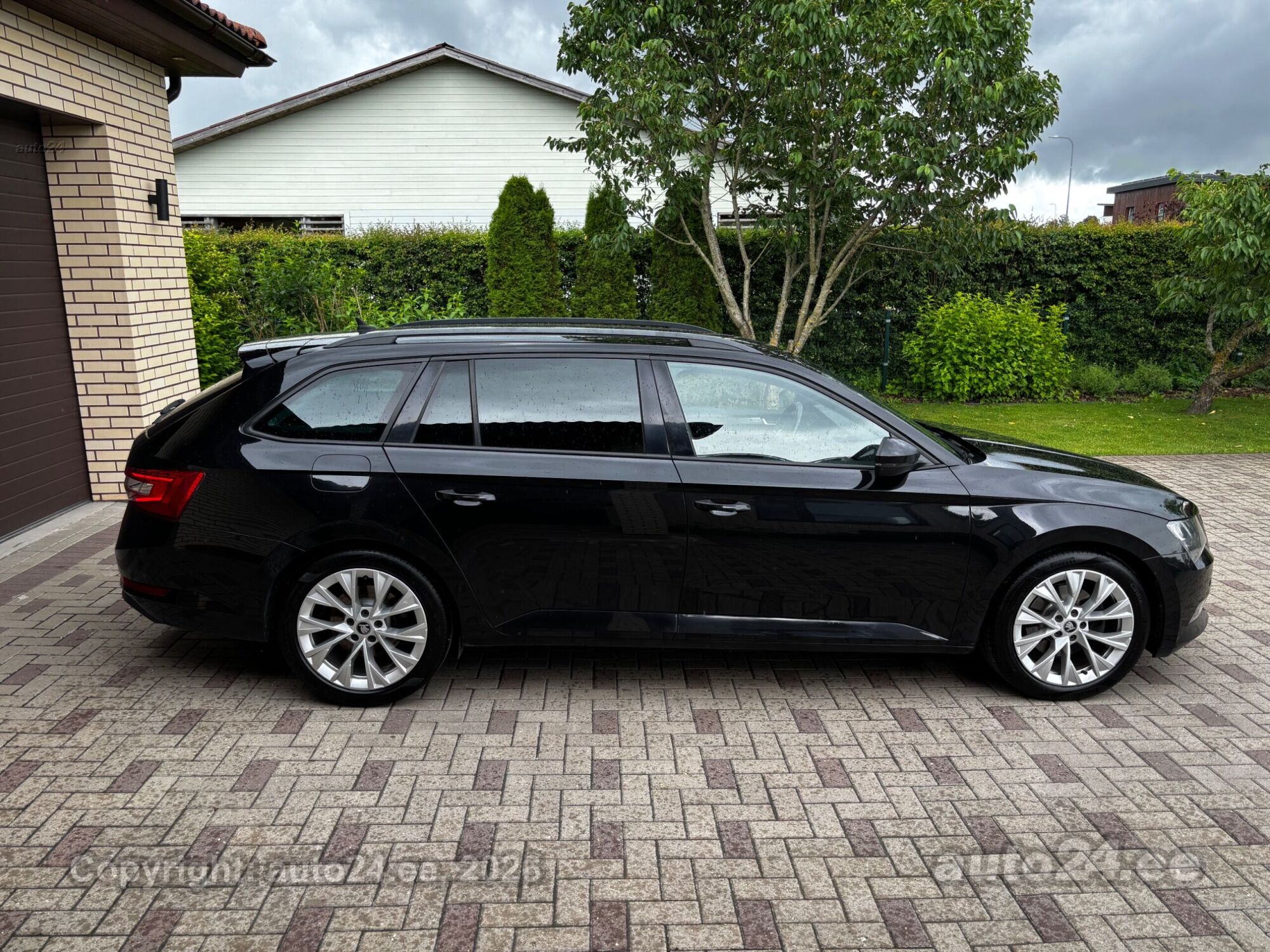 Skoda Superb GreenLine 1.6 88kW 2016, photo 5/10