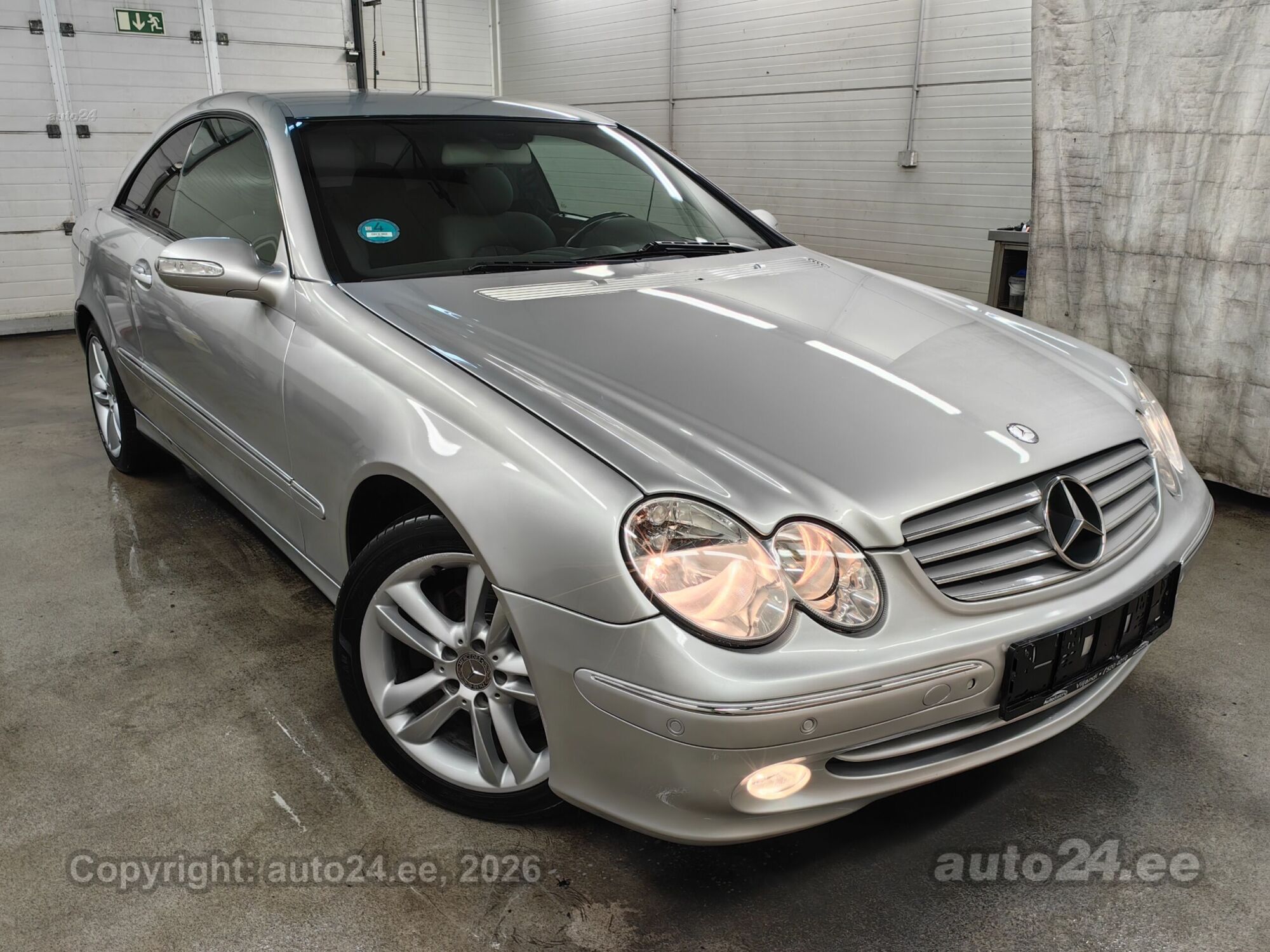 Mercedes-Benz CLK 240 - 1
